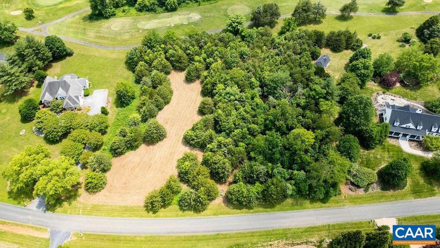 This location is located on the very desirable Hunters Point Dr., centrally located in Stoney Creek. This is minutes to the Golf Clubhouse, with restaurant, pool and tennis courts. Lake Monocan is minutes away. This lot is fully wooded, and with proper clearing, a home location will afford wonderful views of Crawfords Knob Mtn from the front and views up and down the 7Th hole of Monocan golf course in the rear. This is truly a wonderful opportunity to build your dream home in a special place.