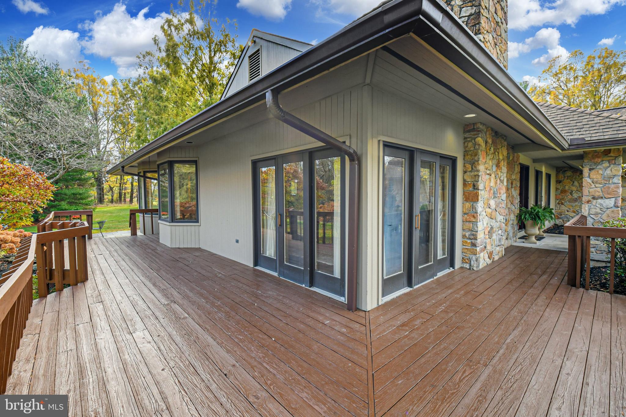 WEYHILL CONDO - Residential