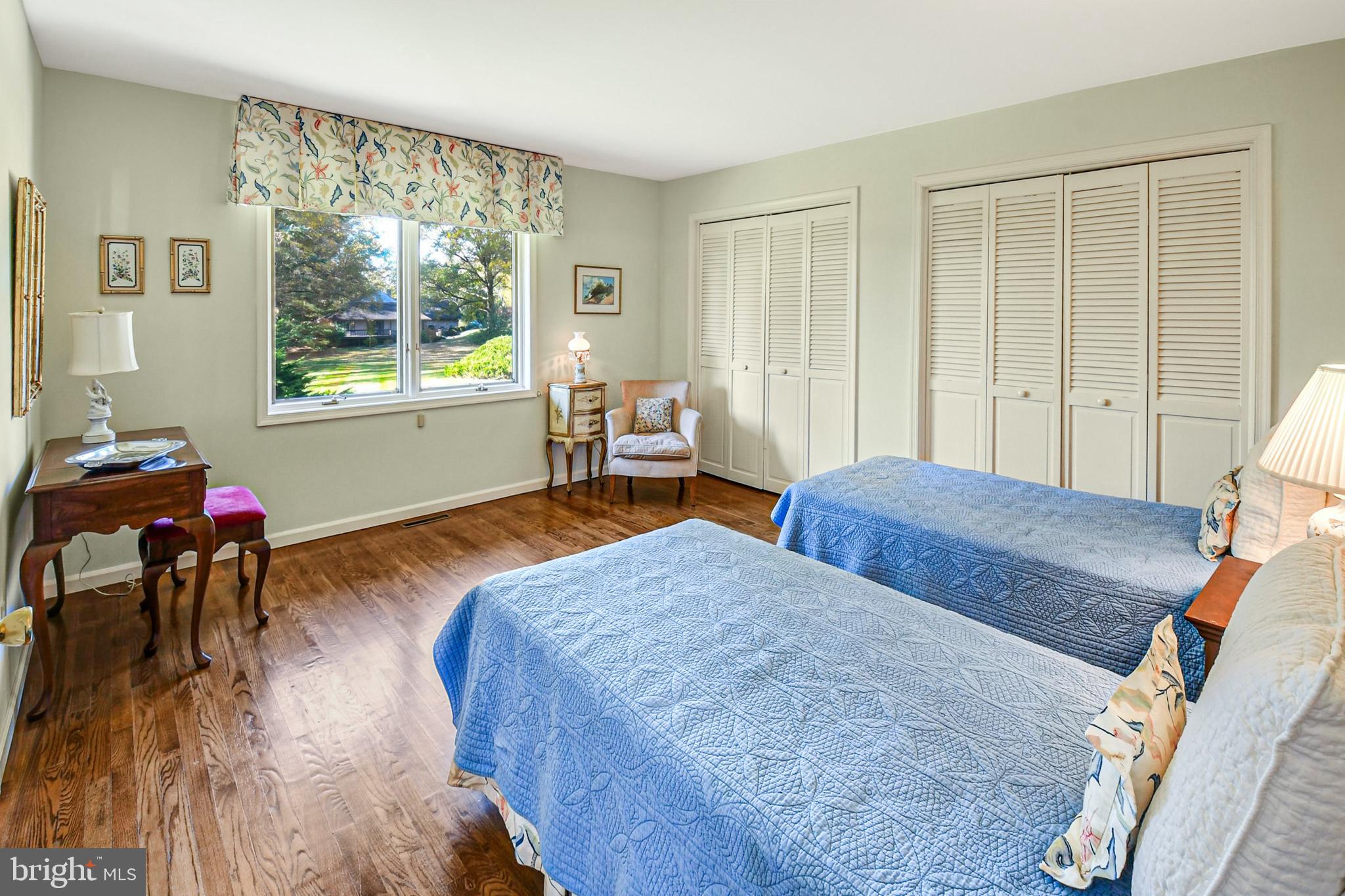 WEYHILL CONDO - Residential