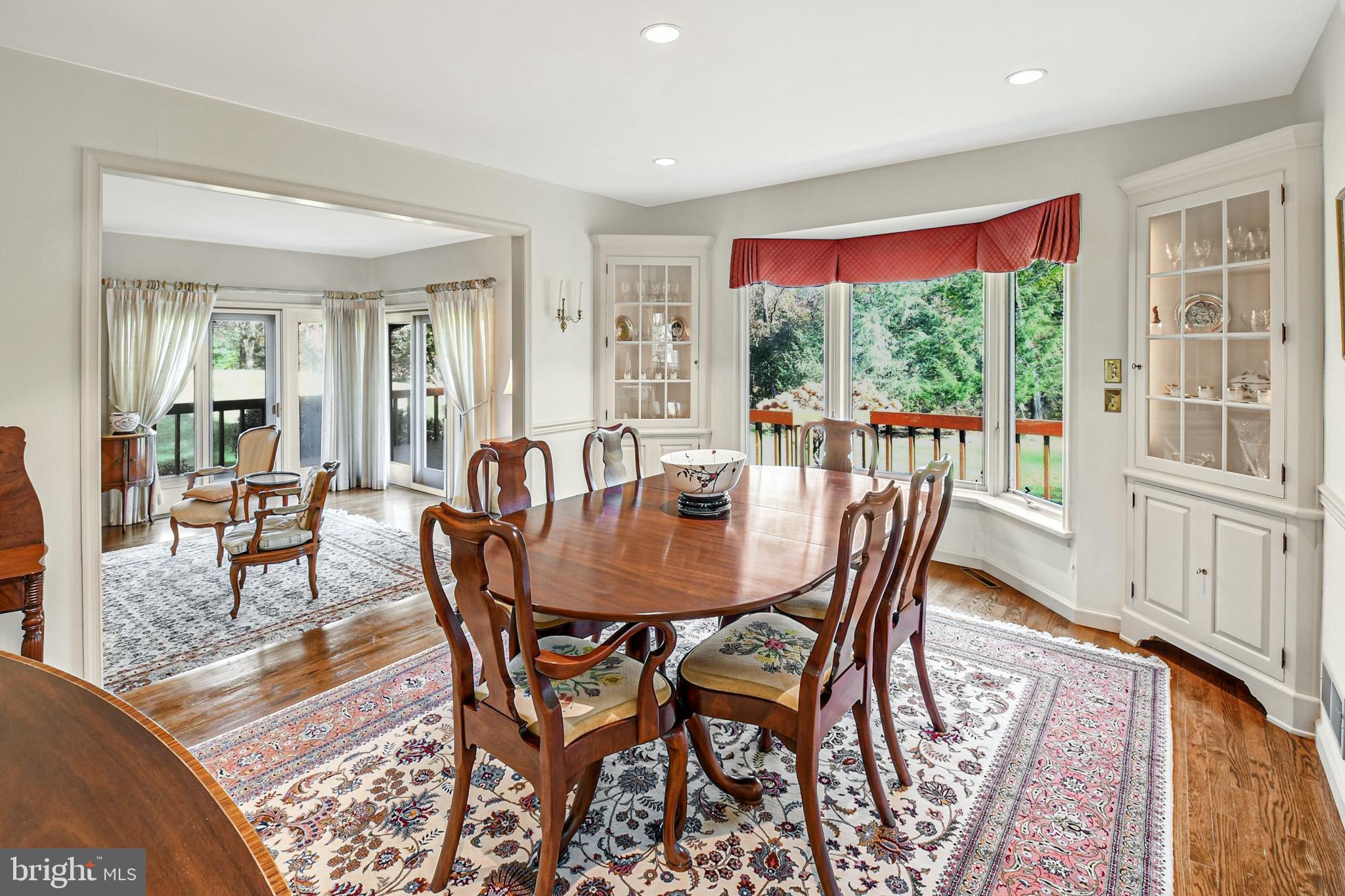 WEYHILL CONDO - Residential