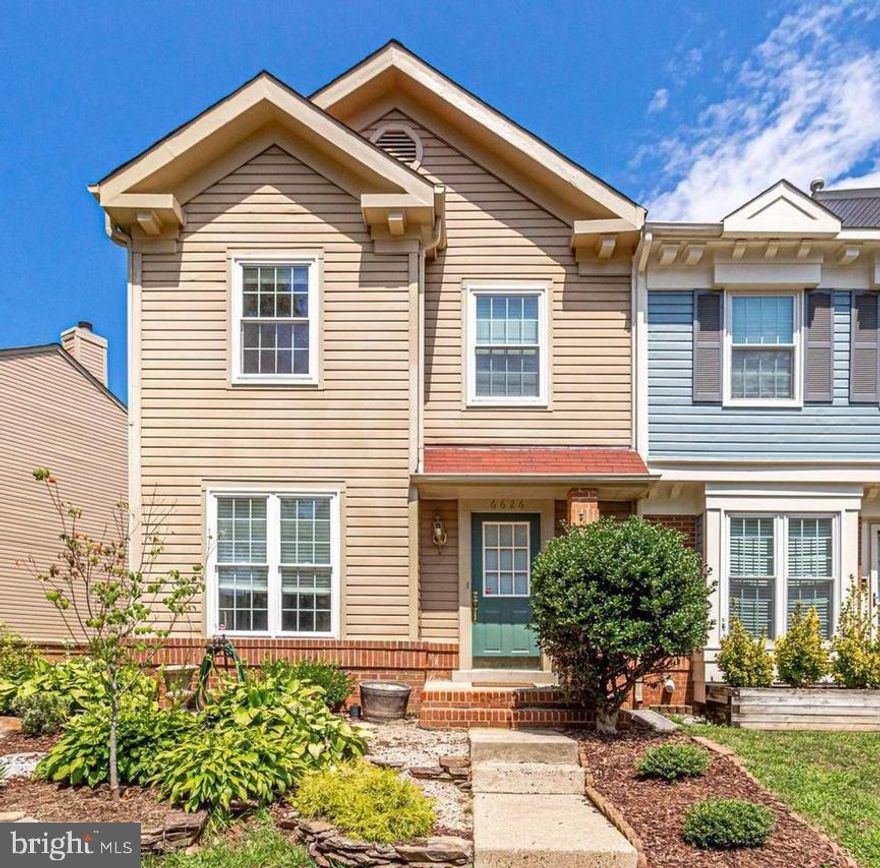 This charming 3-bedrooms, 3.5-bathrooms end-unit townhouse is available for rent in the Pinecrest community of Alexandria, VA. The main floor includes a spacious kitchen, a dining room, a half bath, a living room with a fireplace, and a deck, great for entertainment. The primary bedroom has a full bath, while two additional bedrooms share another full bath upstairs. Washer and dryer located upstairs for easy access. The basement includes a rec room, full bath, and a work/utility room with ample storage. Reserved parking with plenty of additional spaces. Walking distance to Metro bus stops, and close to I-395, I-495, Columbia Pike, and Braddock Road. Schedule your tour!