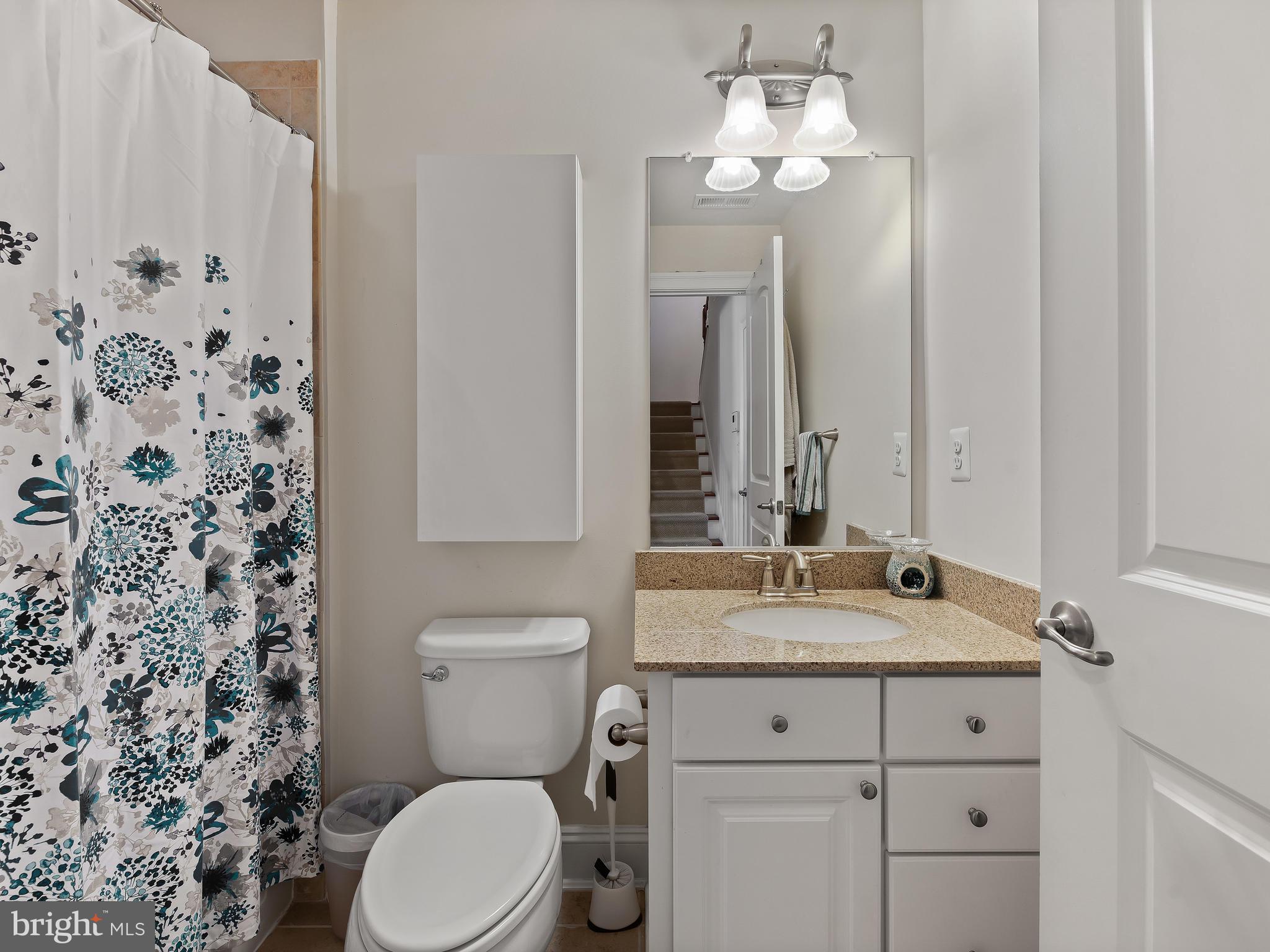 AUTUMN RIVER - Residential