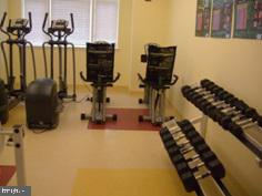 AUTUMN RIVER - Residential