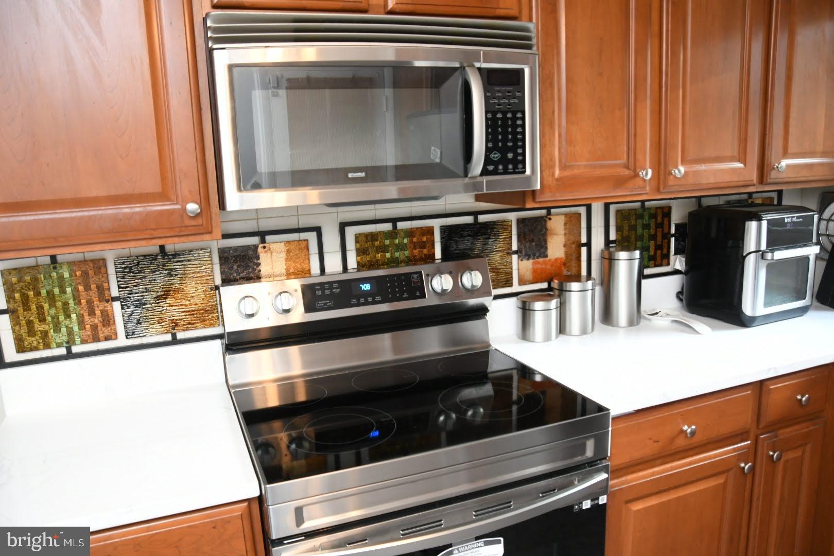 KINGS POINT - Residential