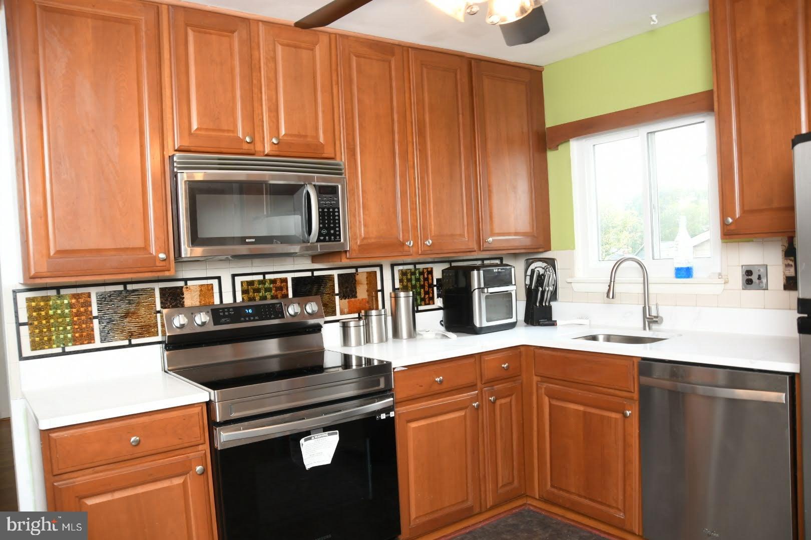 KINGS POINT - Residential