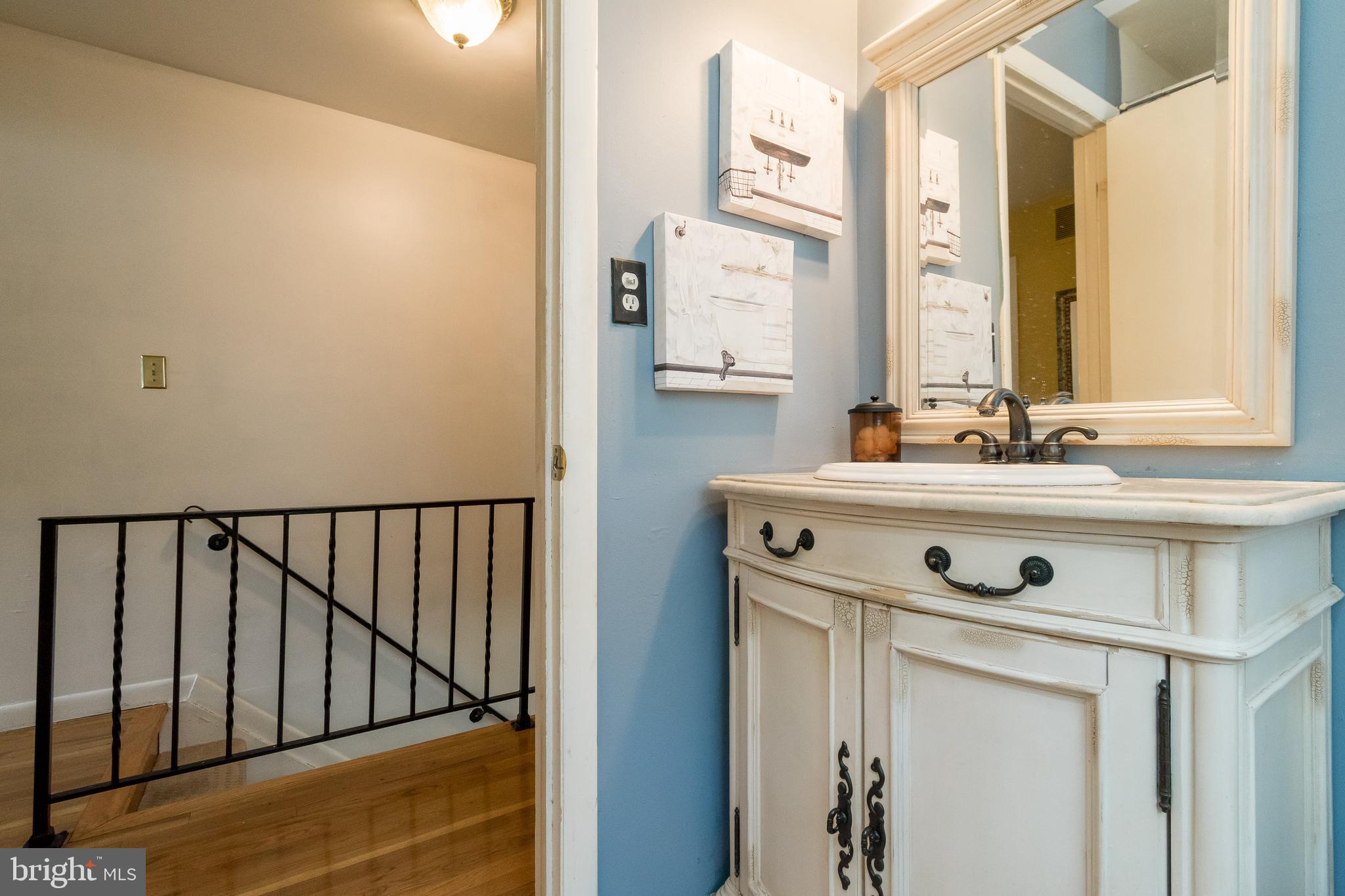 KINGS POINT - Residential