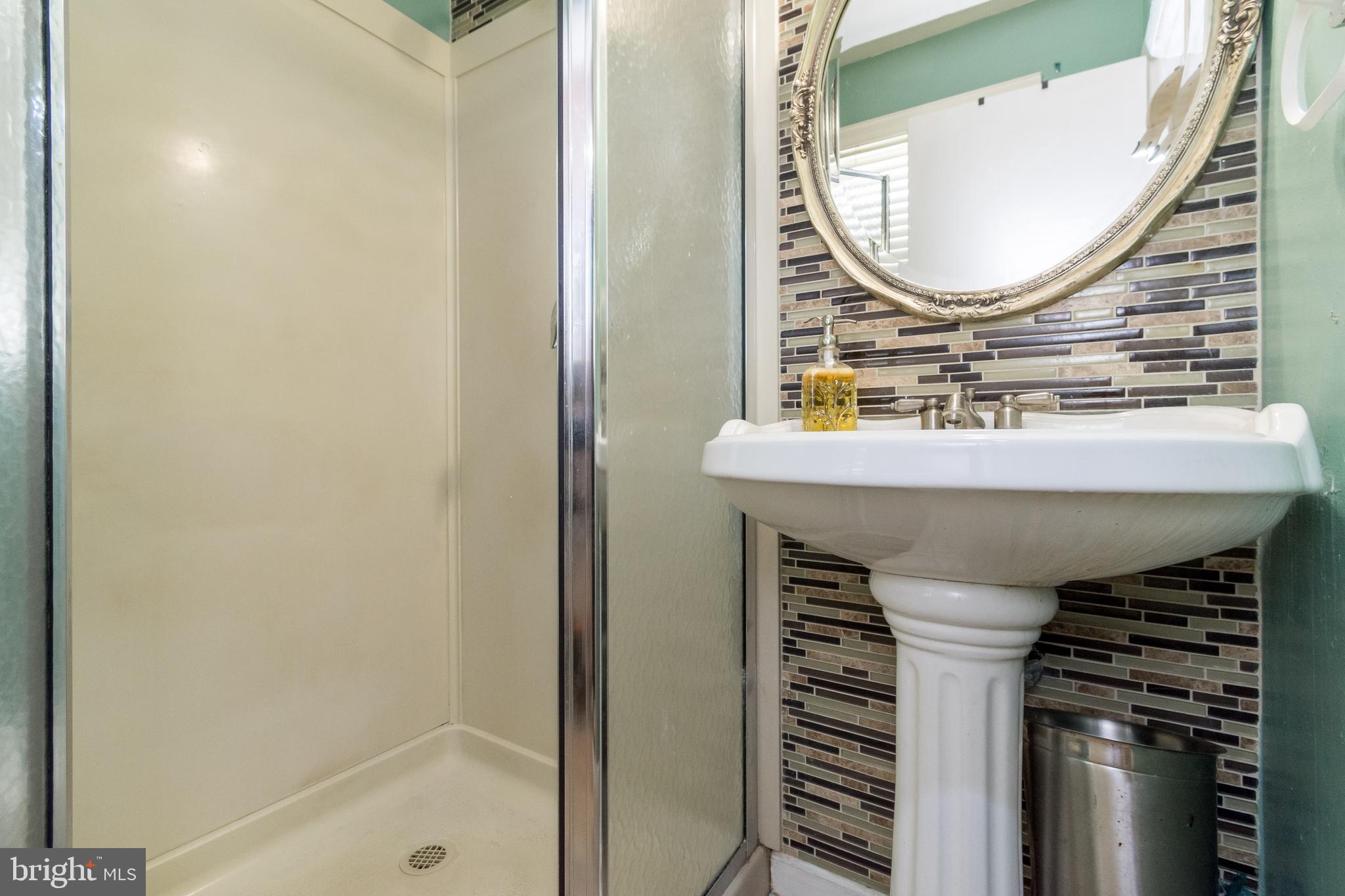 KINGS POINT - Residential