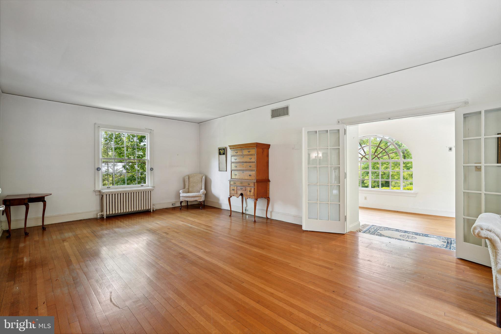 CHEVY CHASE VILLAGE - Residential