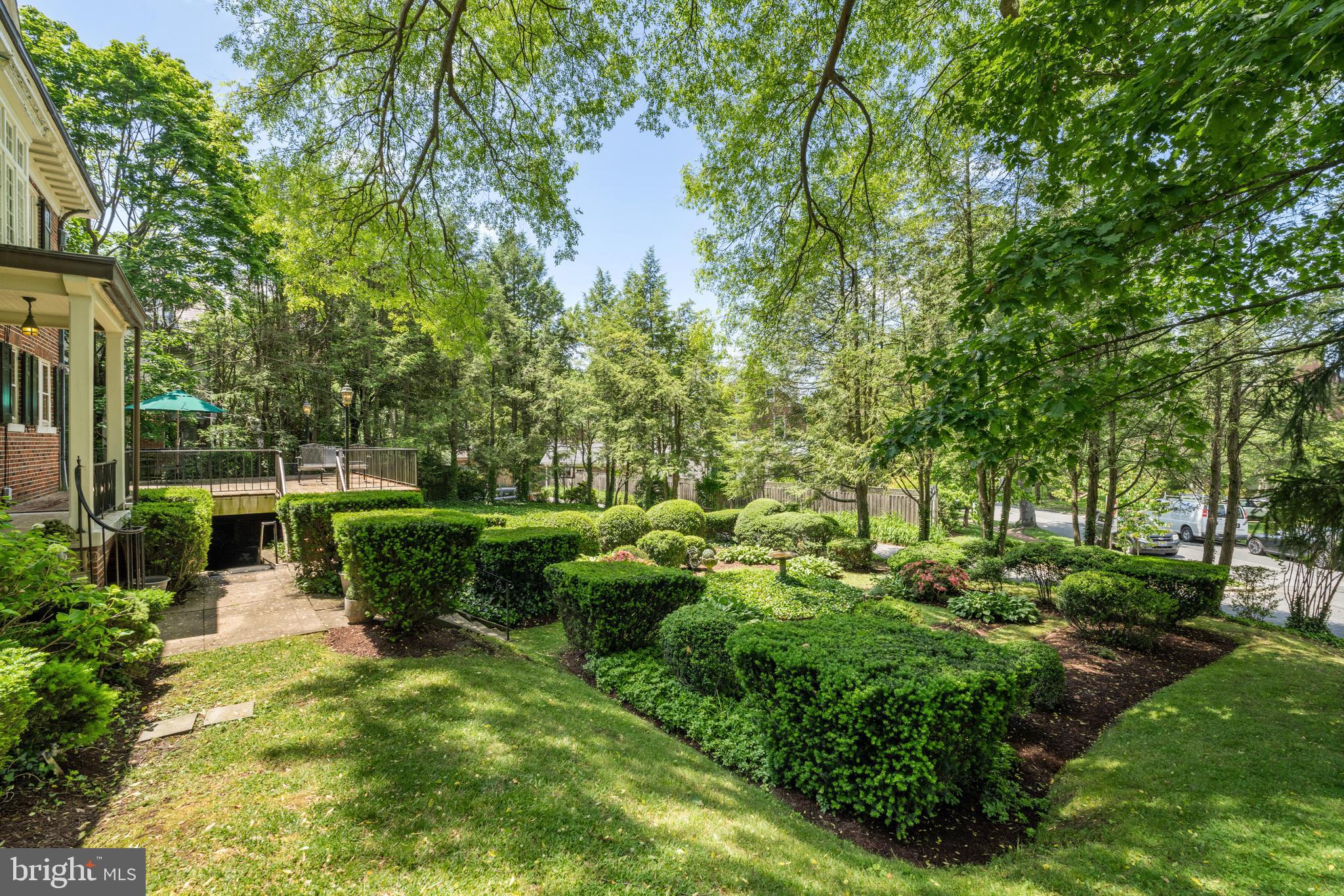 CHEVY CHASE VILLAGE - Residential