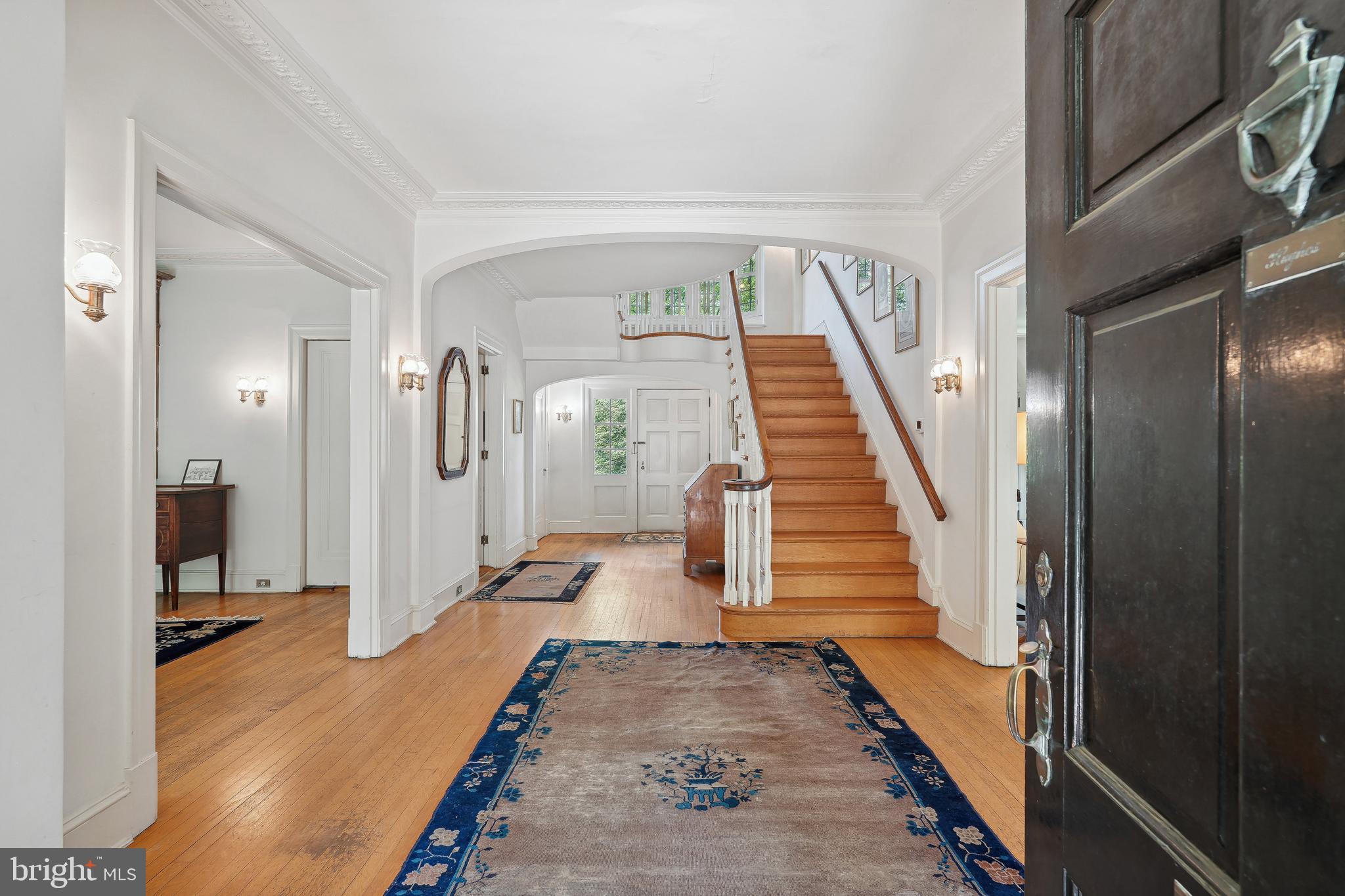 CHEVY CHASE VILLAGE - Residential