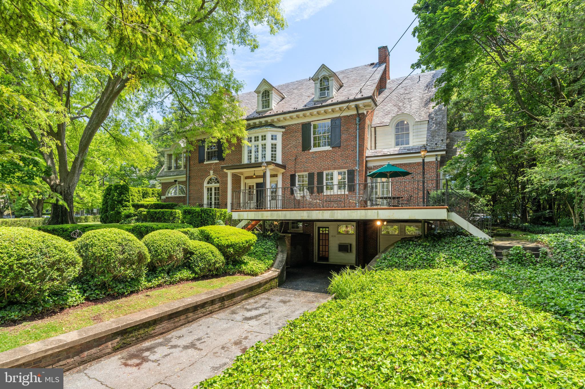 CHEVY CHASE VILLAGE - Residential