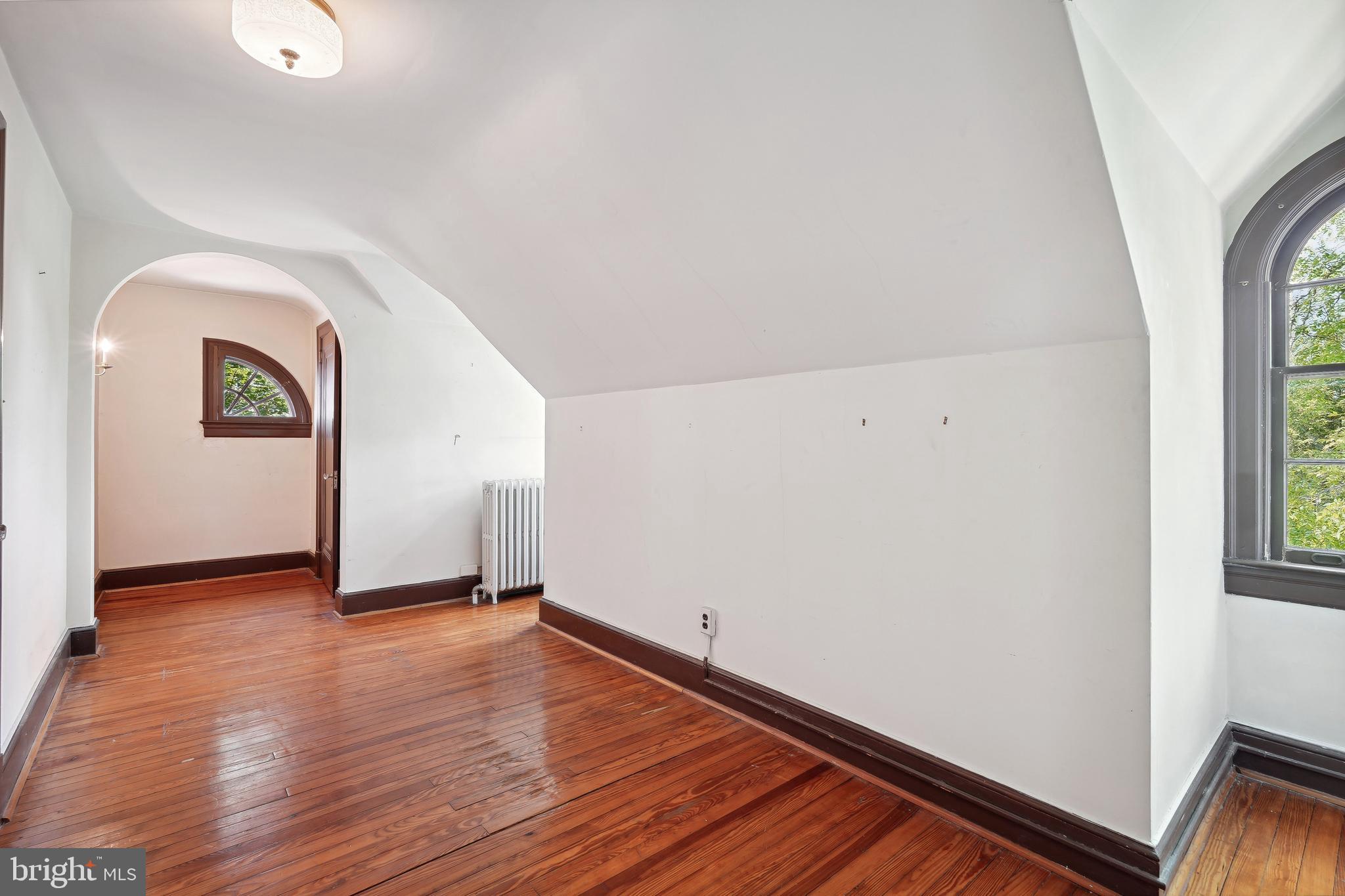 CHEVY CHASE VILLAGE - Residential