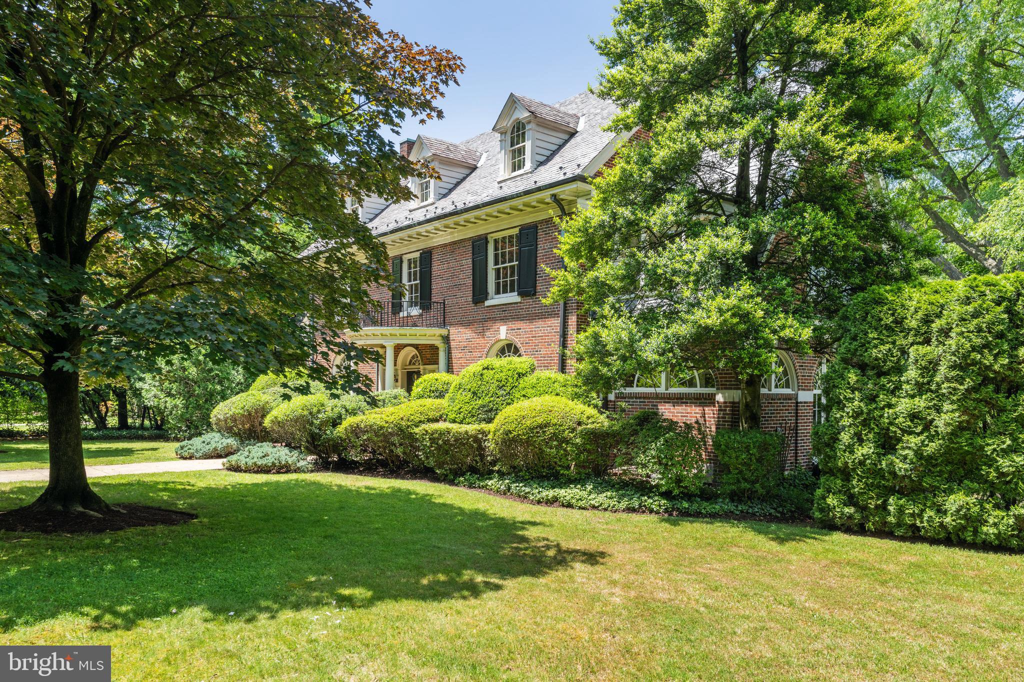 CHEVY CHASE VILLAGE - Residential