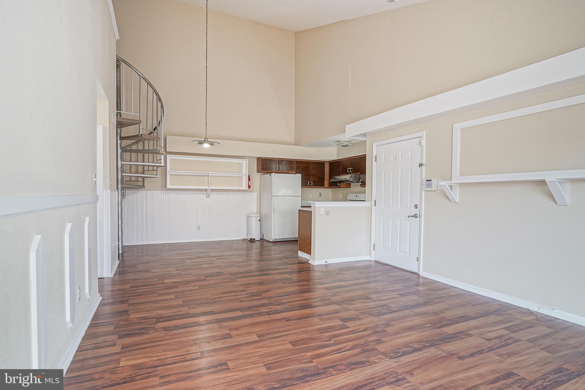 1184 TRISTRAM CIRCLE