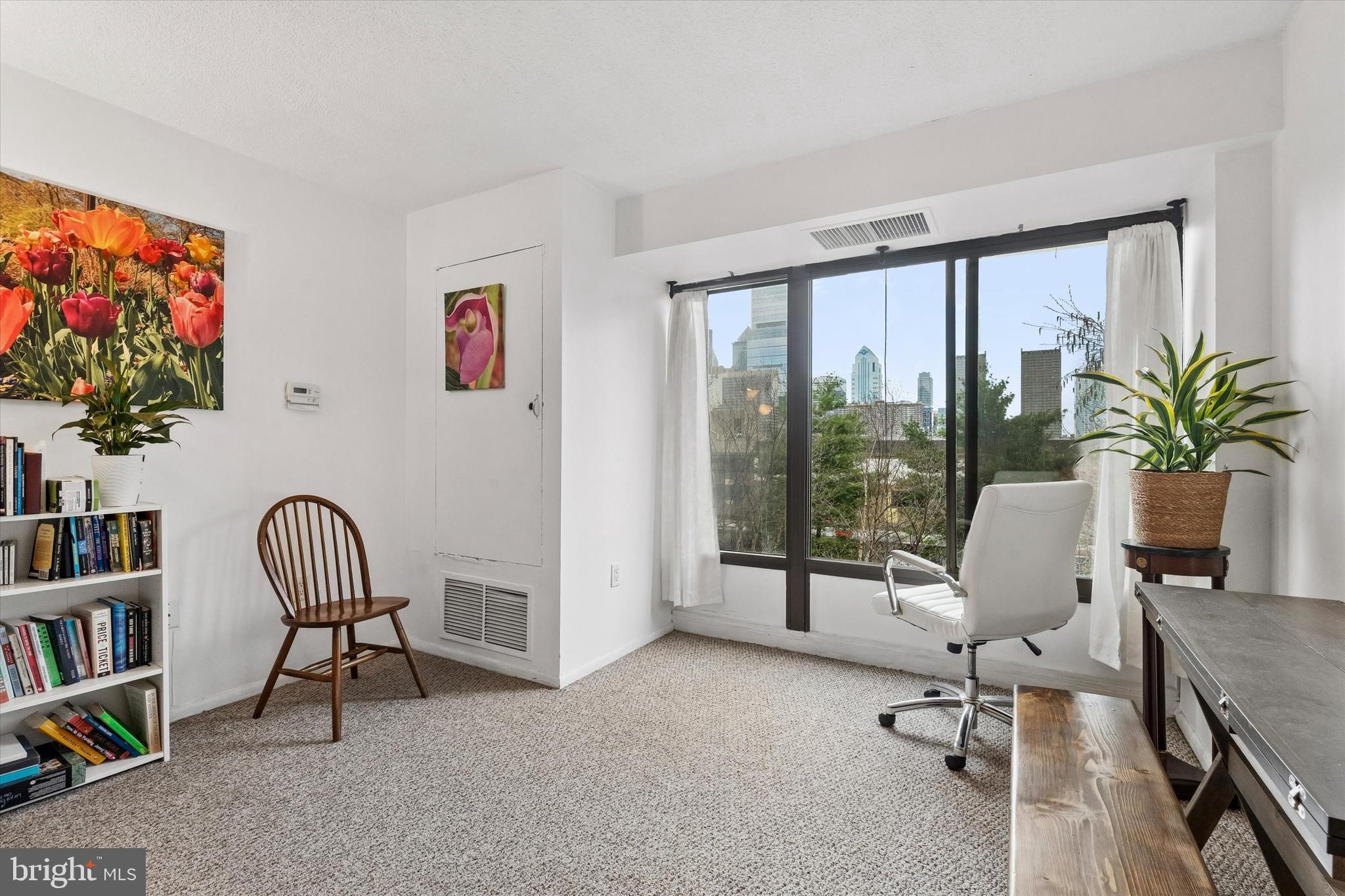 FAIRMOUNT - Residential