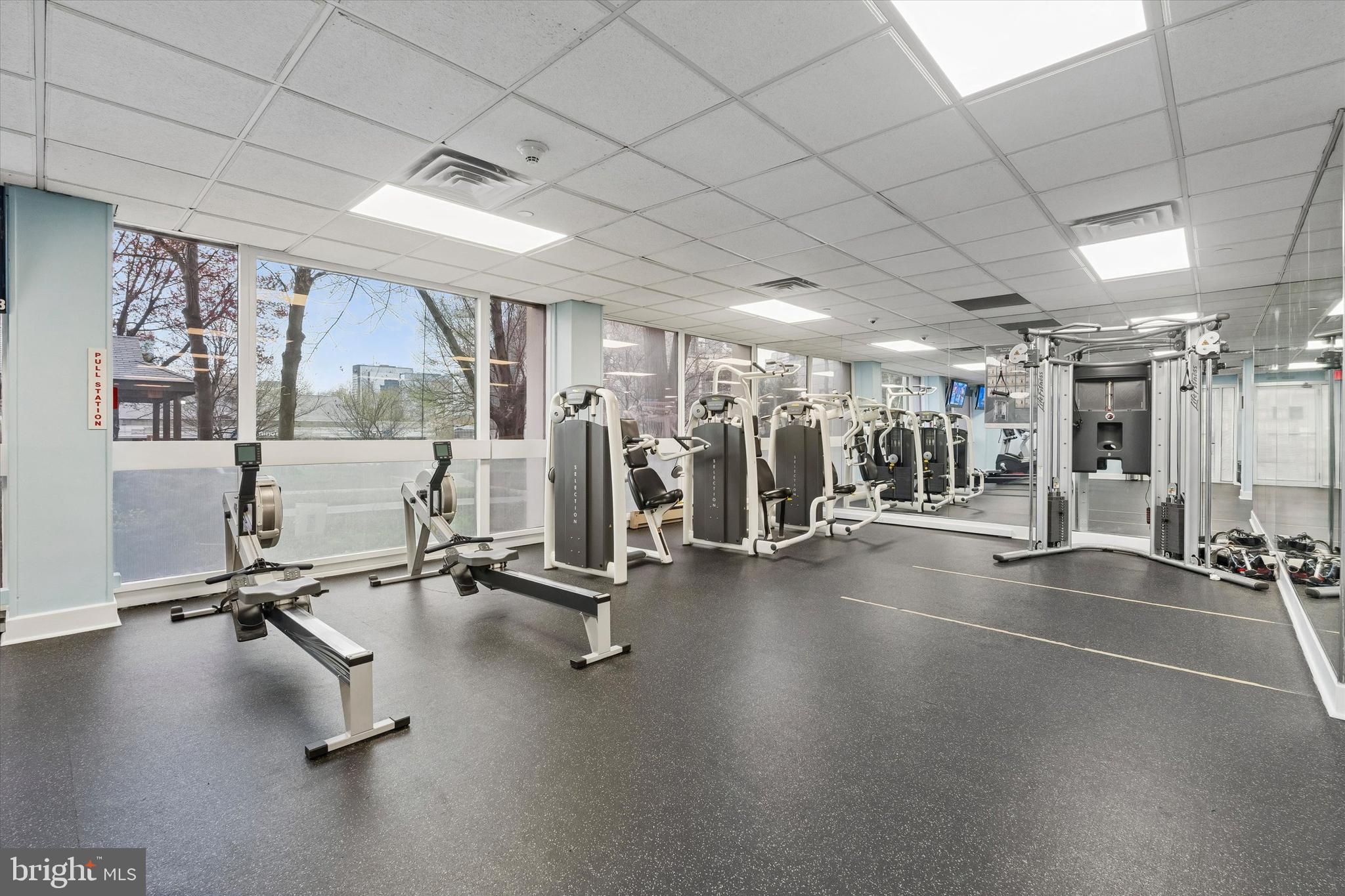 FAIRMOUNT - Residential