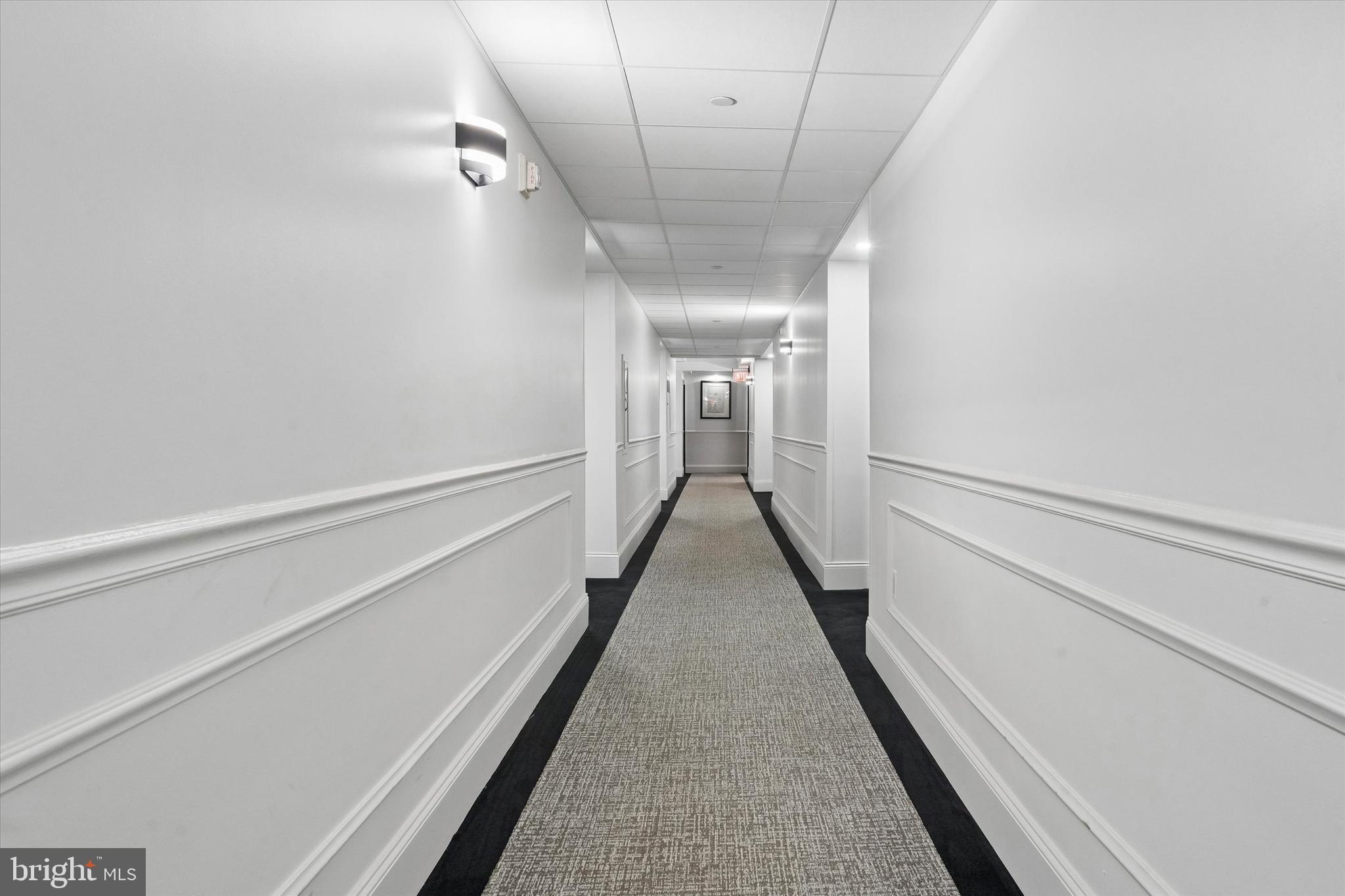 2001 HAMILTON STREET 00 420