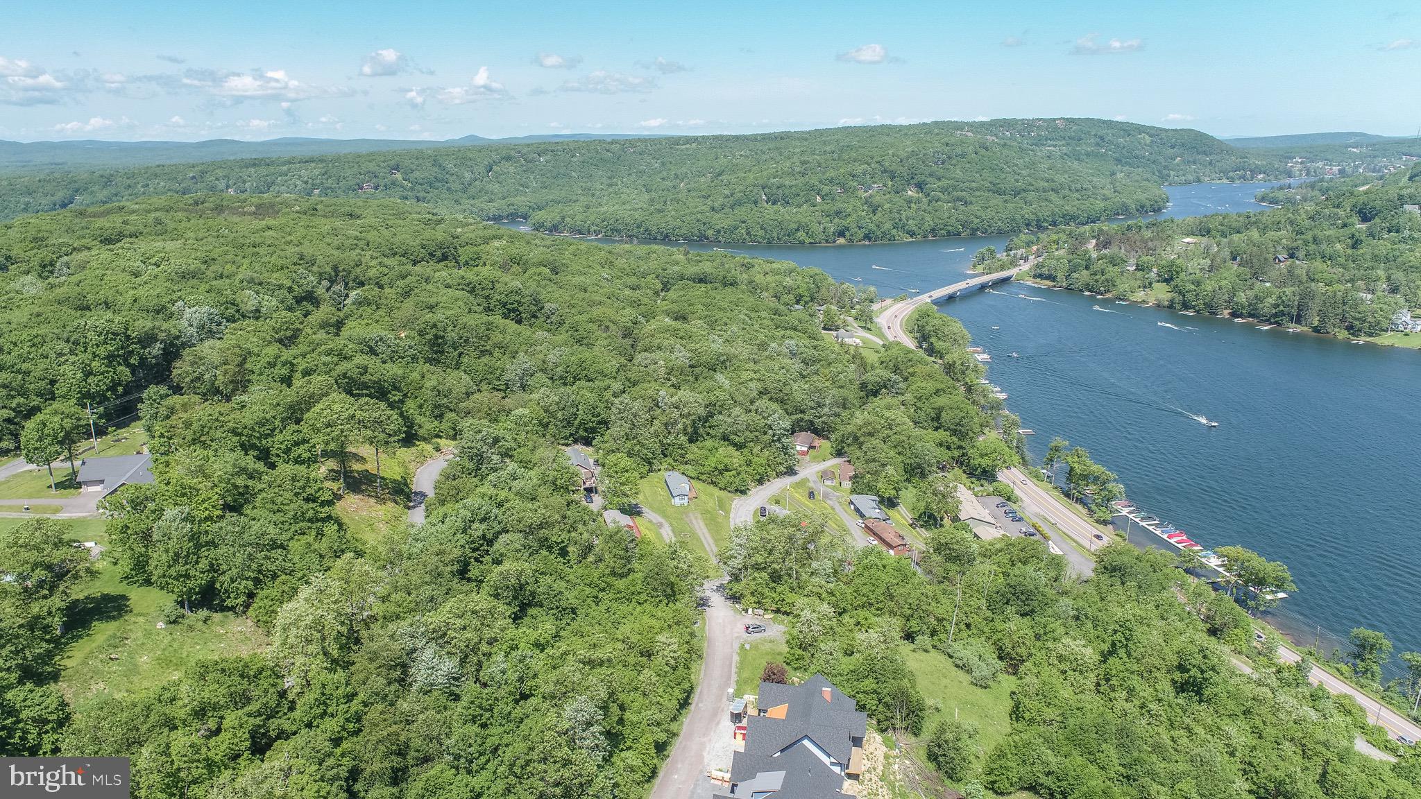 OVERLOOK RIDGE - Land