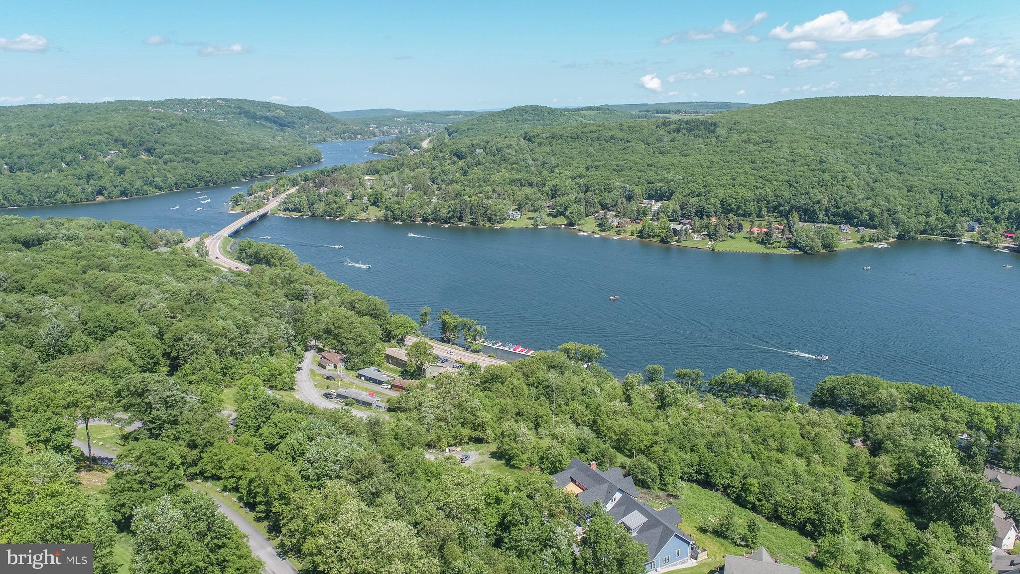 OVERLOOK RIDGE - Land