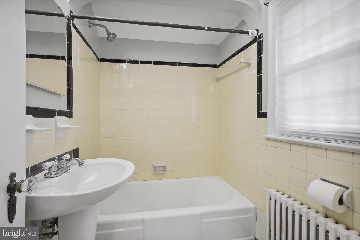 HIGHLAND VIEW - Residential