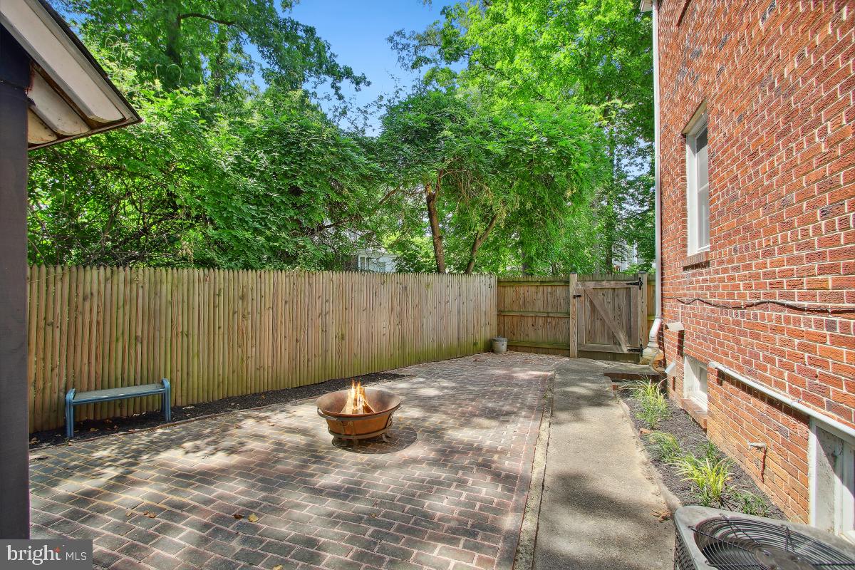 HIGHLAND VIEW - Residential