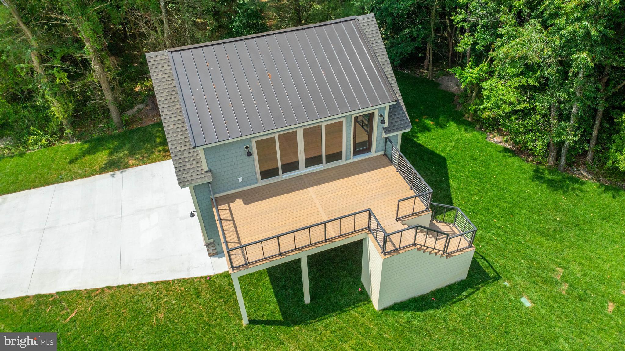 BLUFFS AT SANDY LANDING - Residential