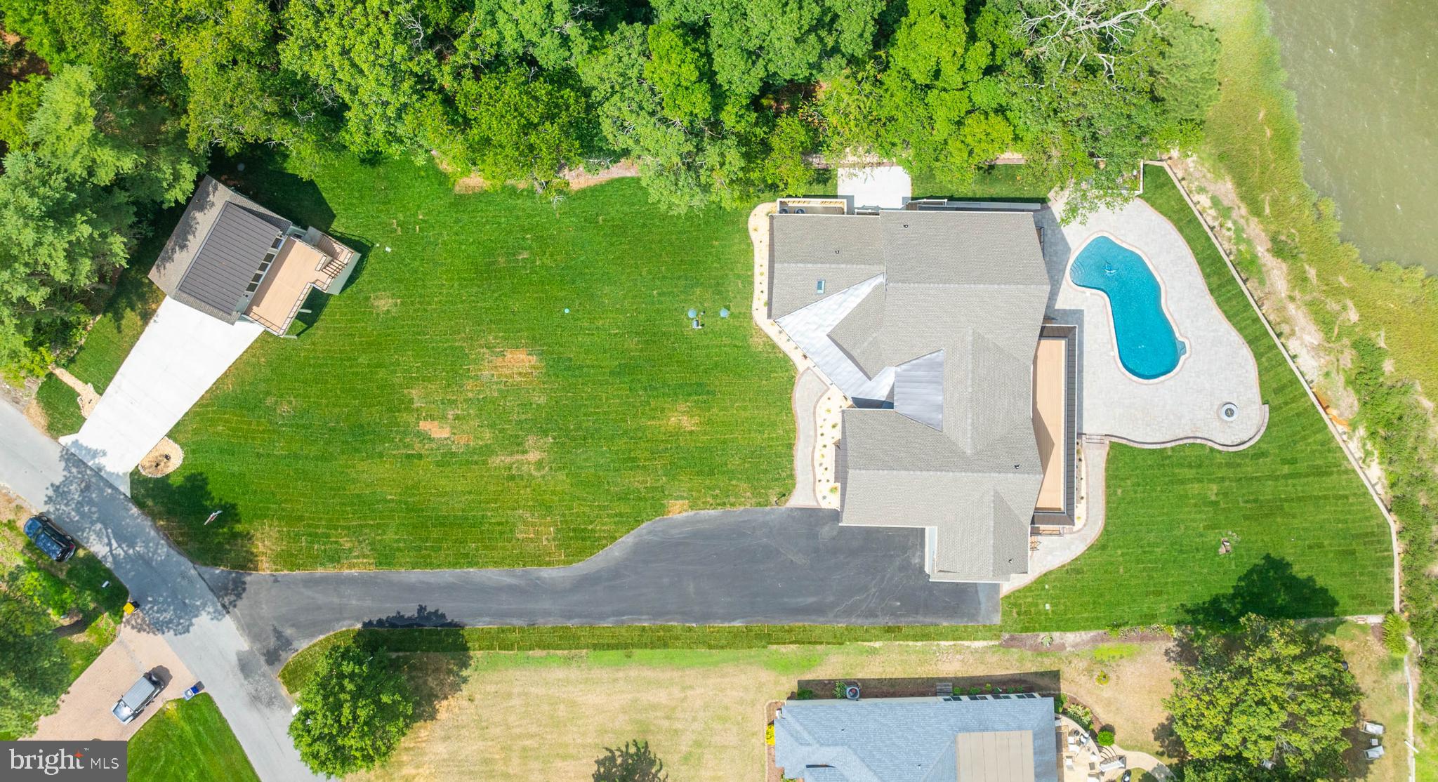 BLUFFS AT SANDY LANDING - Residential