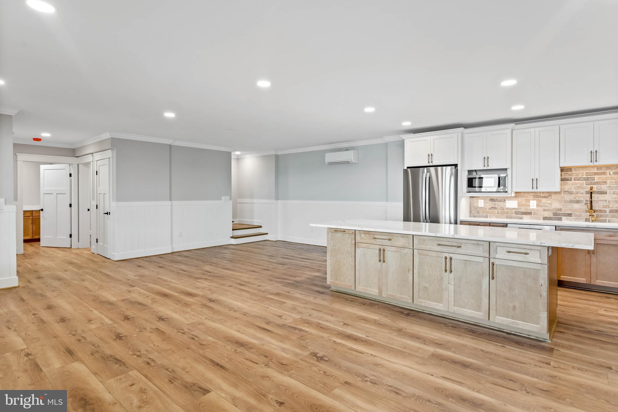 BLUFFS AT SANDY LANDING - Residential