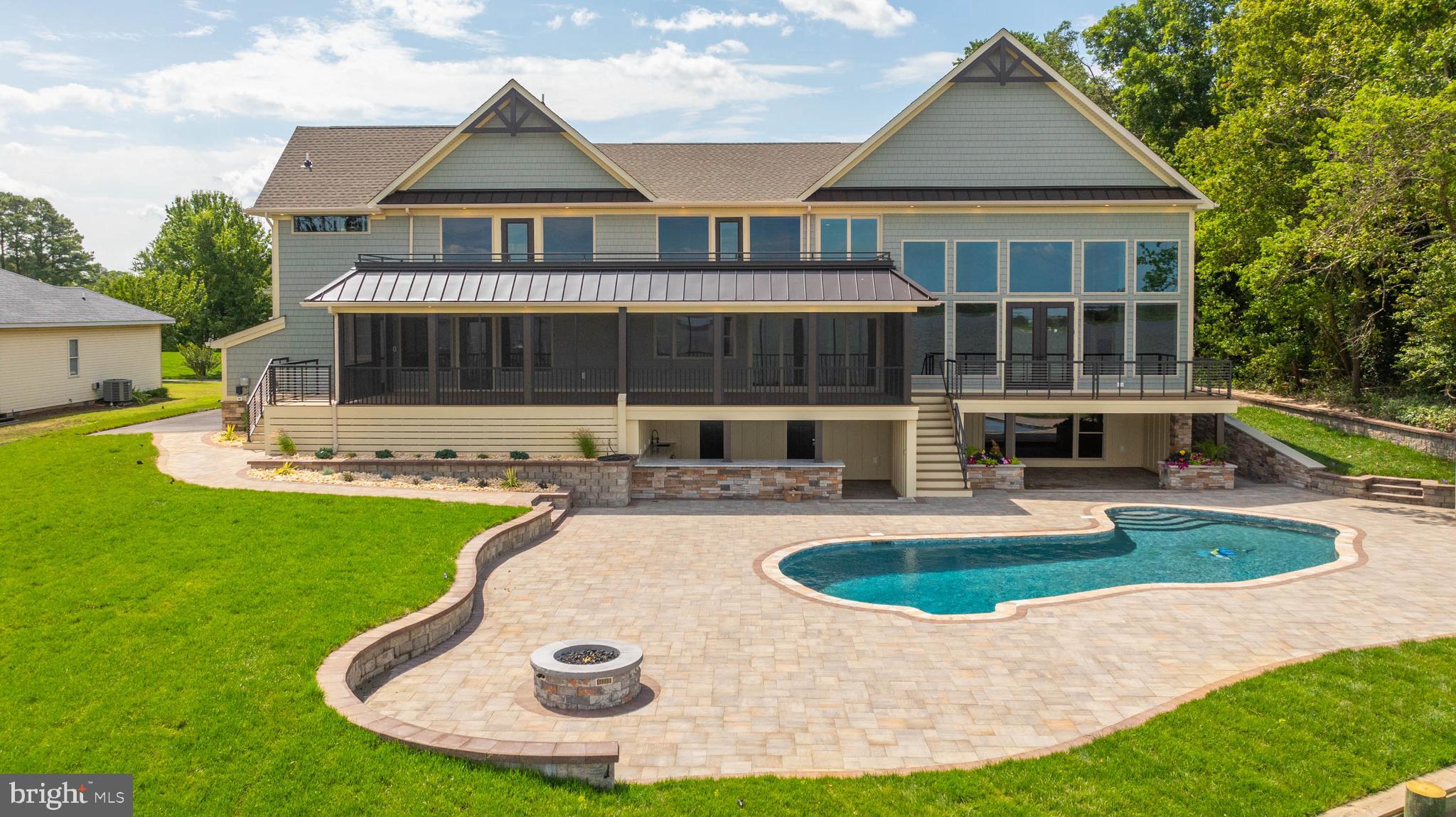 BLUFFS AT SANDY LANDING - Residential