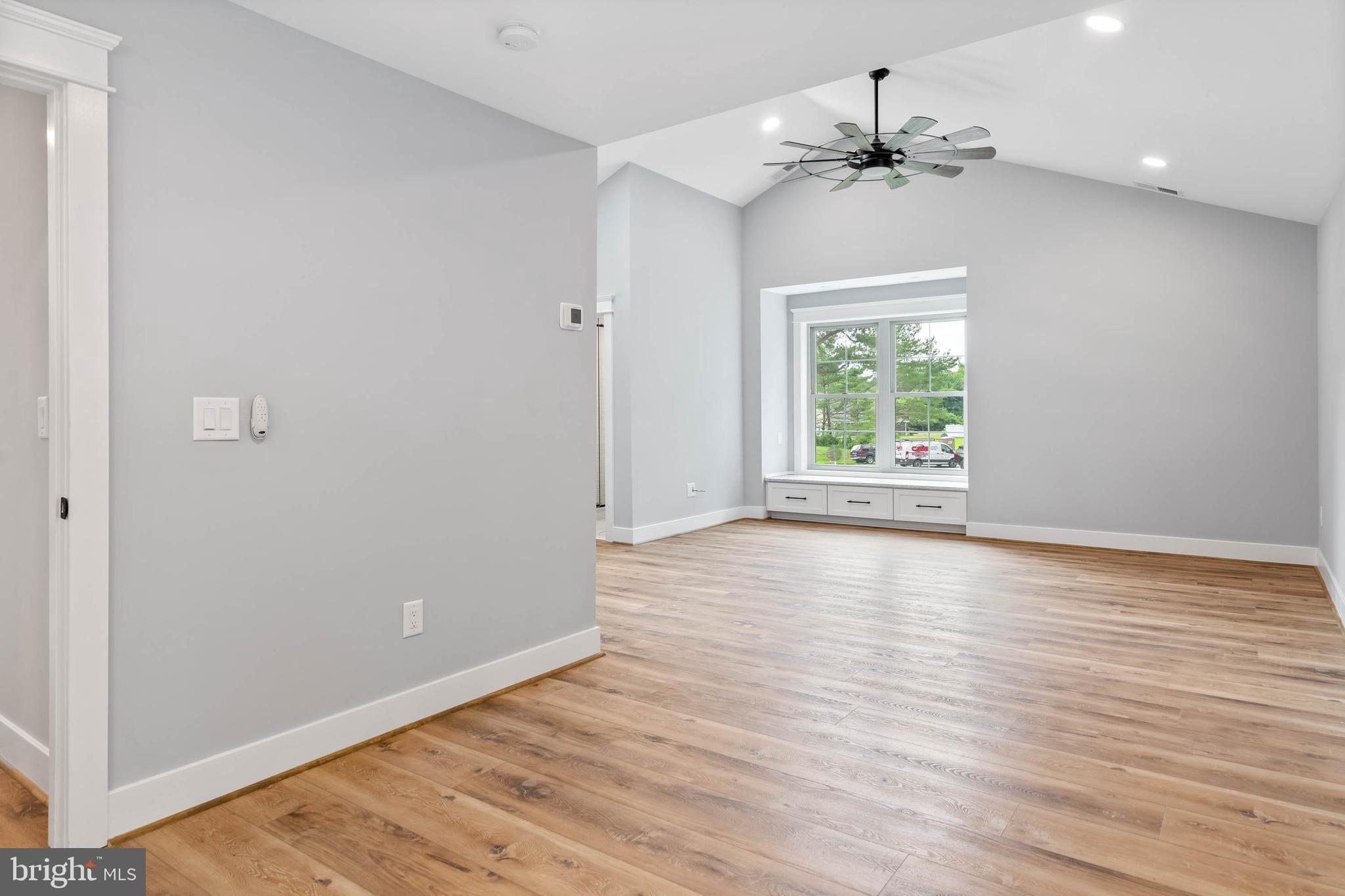 BLUFFS AT SANDY LANDING - Residential