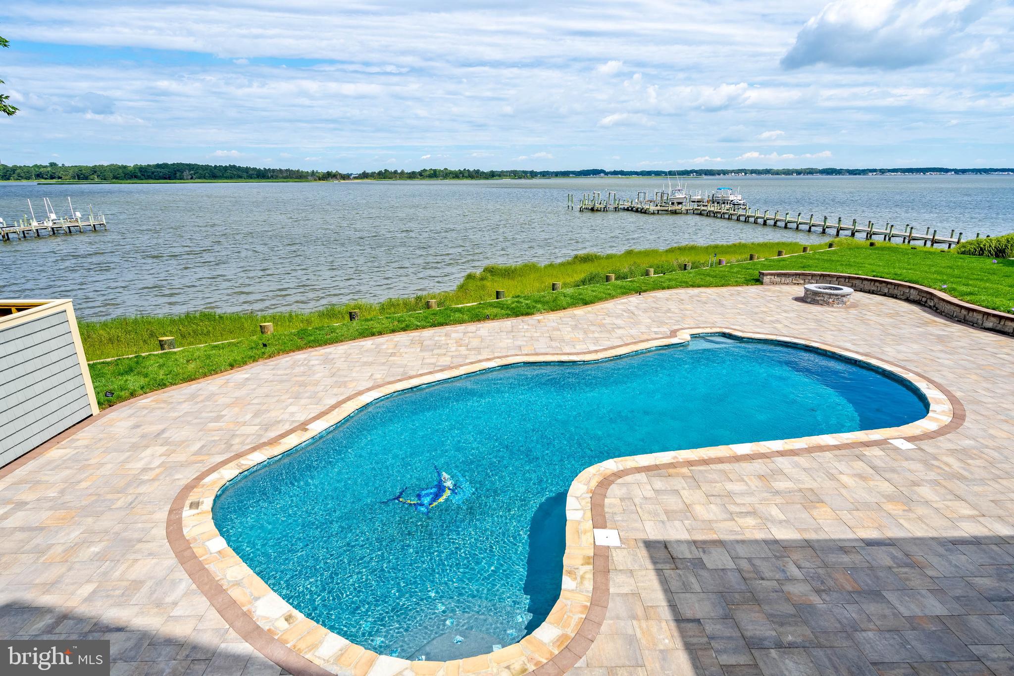BLUFFS AT SANDY LANDING - Residential