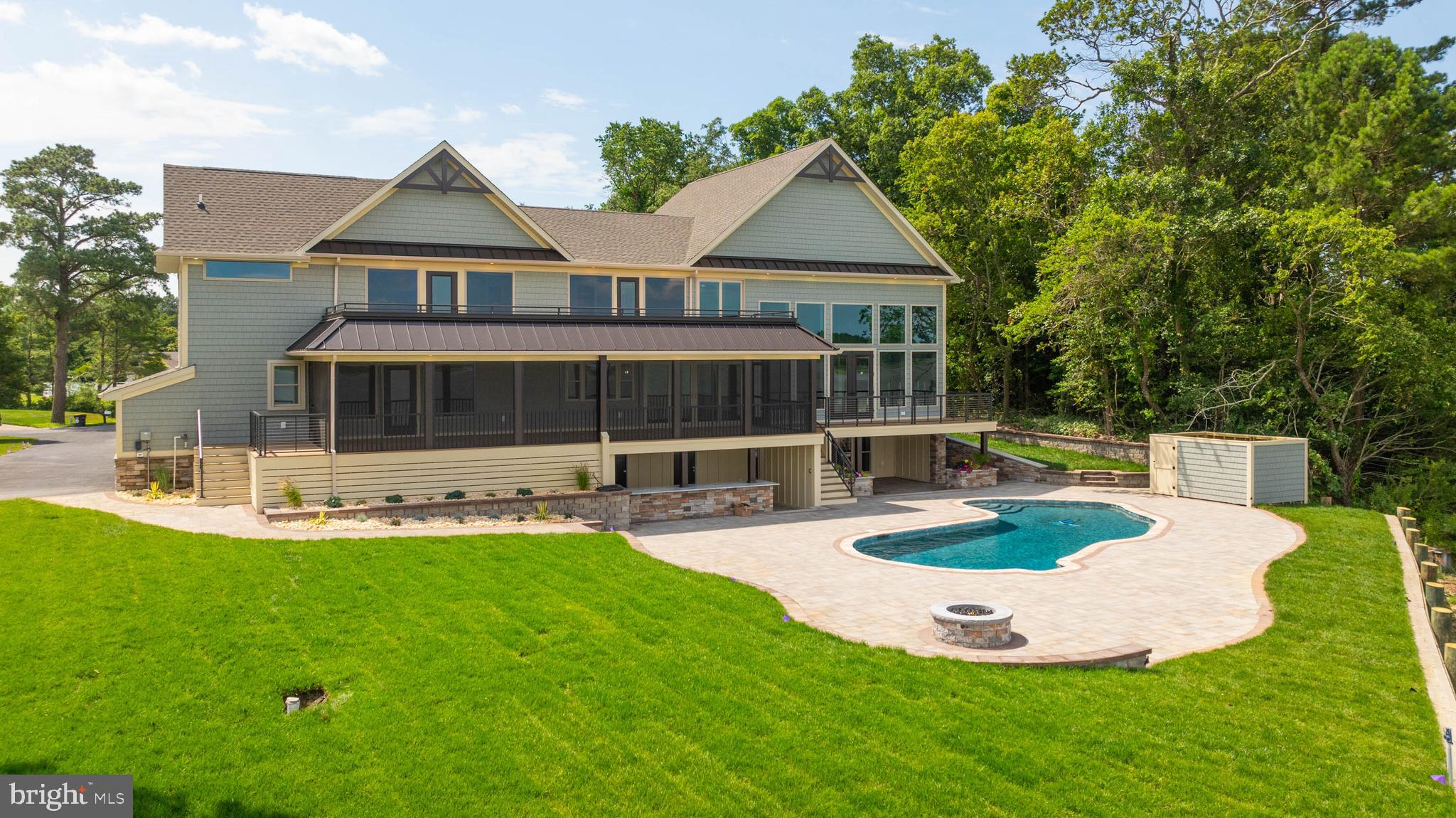 BLUFFS AT SANDY LANDING - Residential