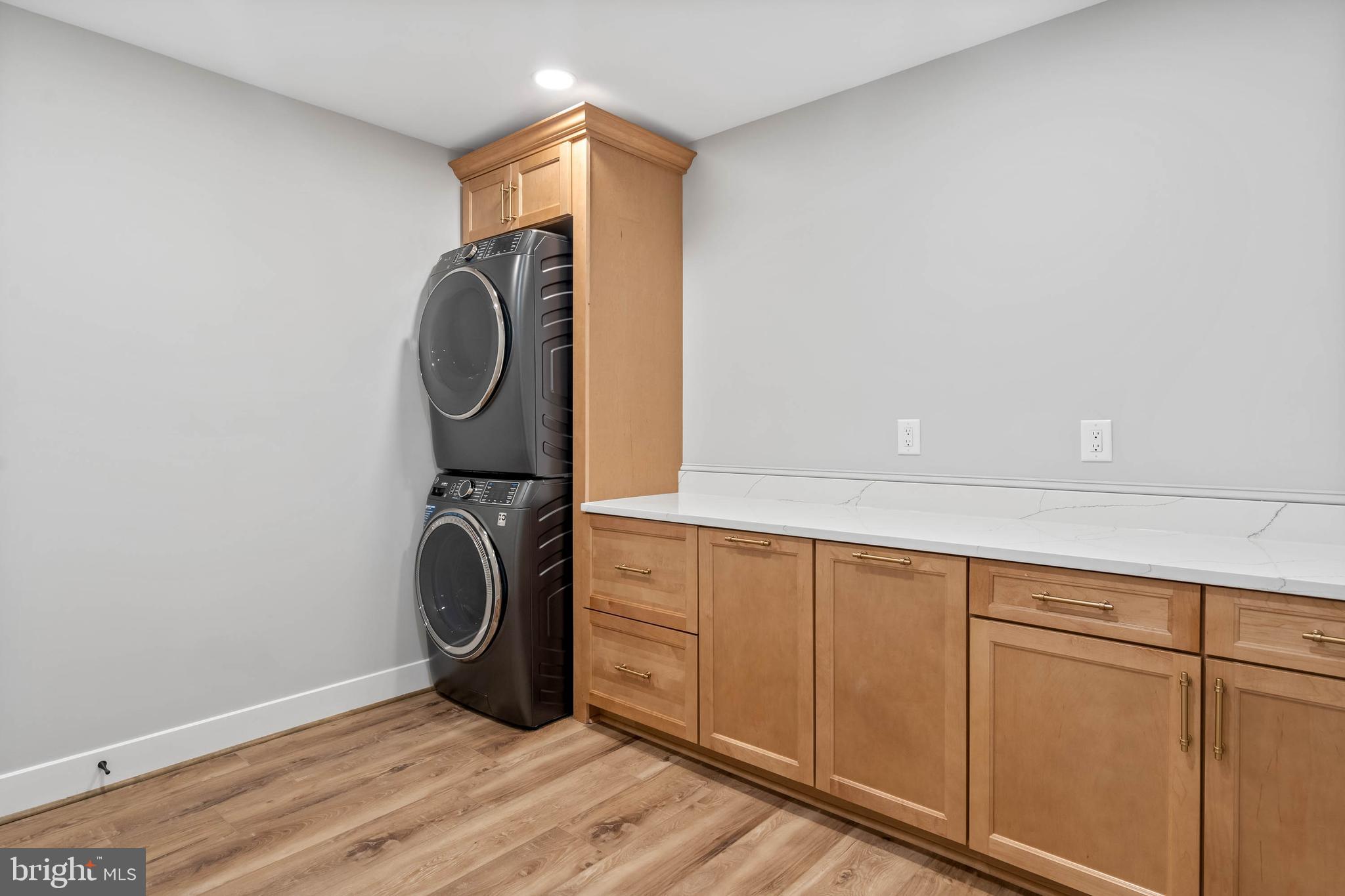 BLUFFS AT SANDY LANDING - Residential