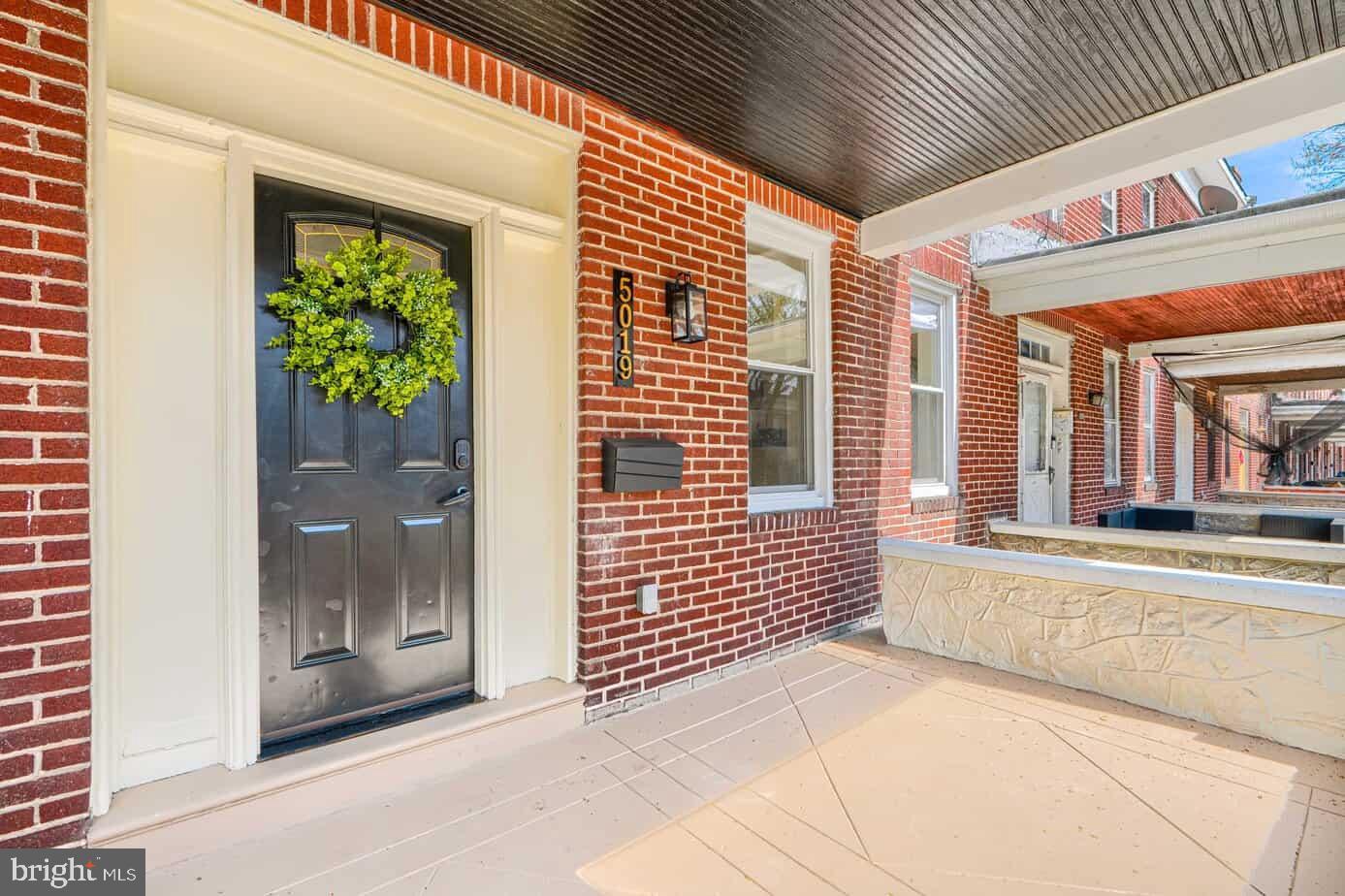 5019 QUEENSBERRY AVENUE