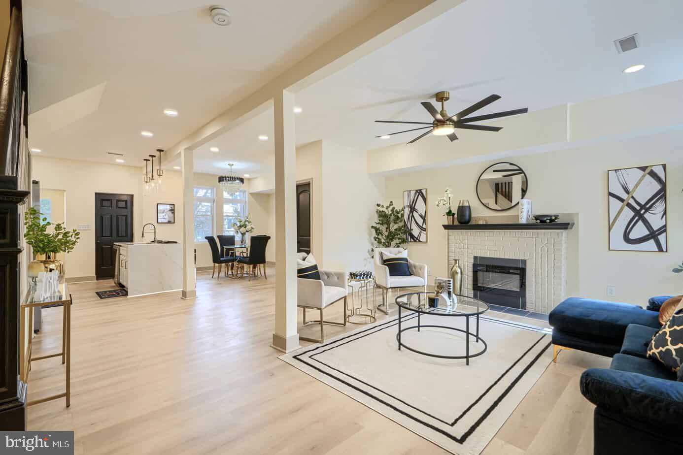 5019 QUEENSBERRY AVENUE