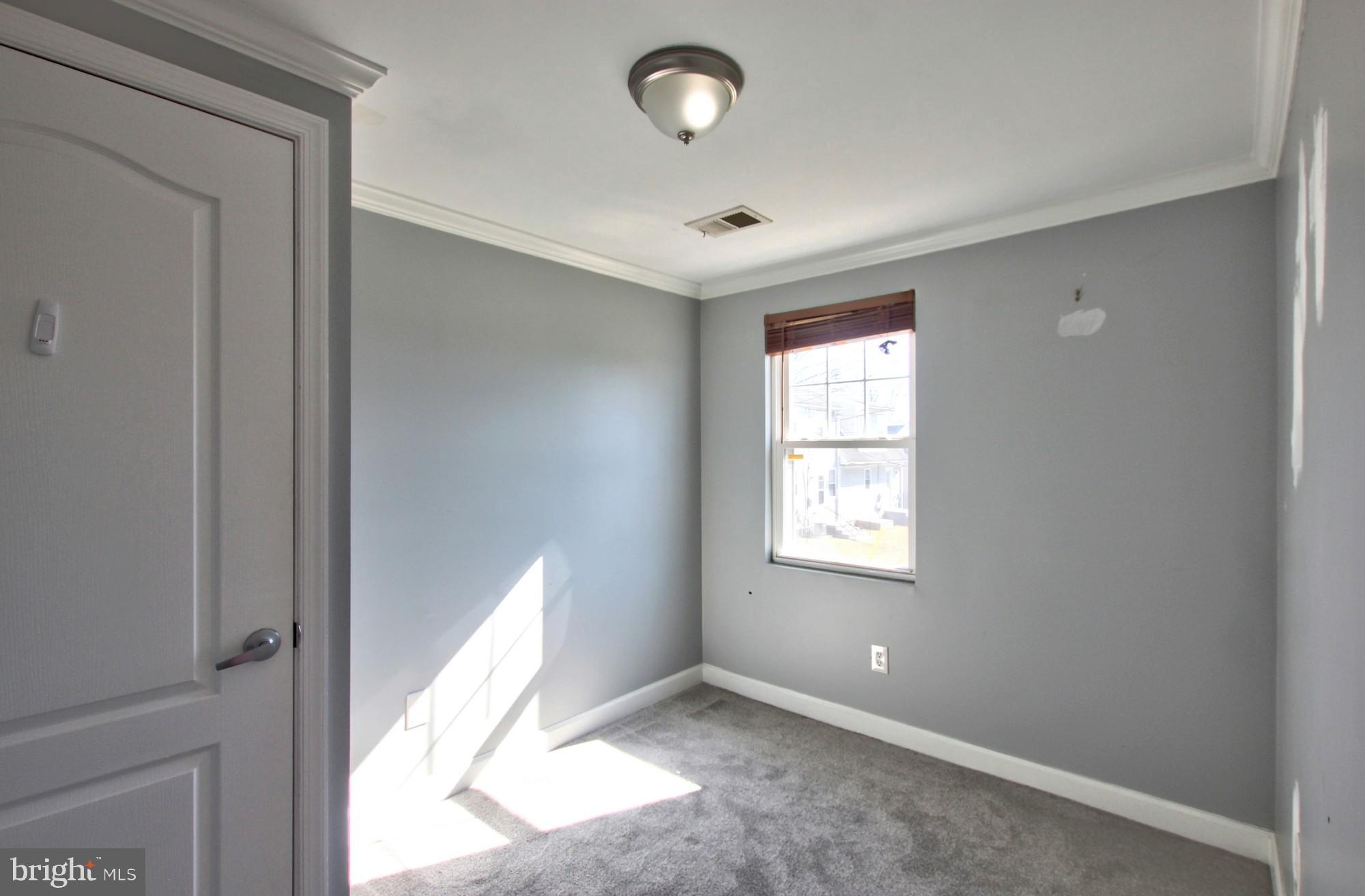 HIGHLAND AT LANDOVER STATION - Residential