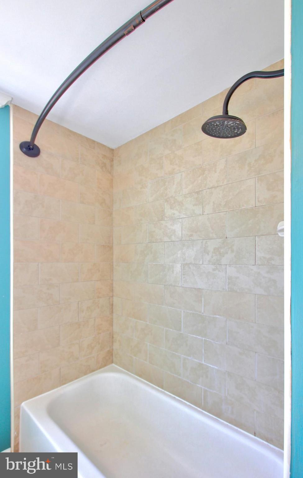 HIGHLAND AT LANDOVER STATION - Residential