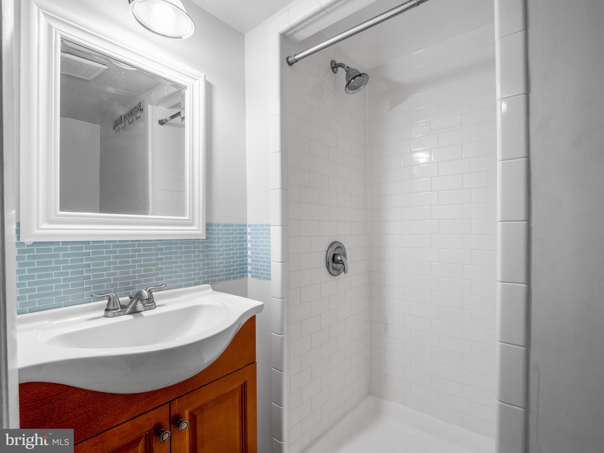 NEWINGTON FOREST - Residential Lease