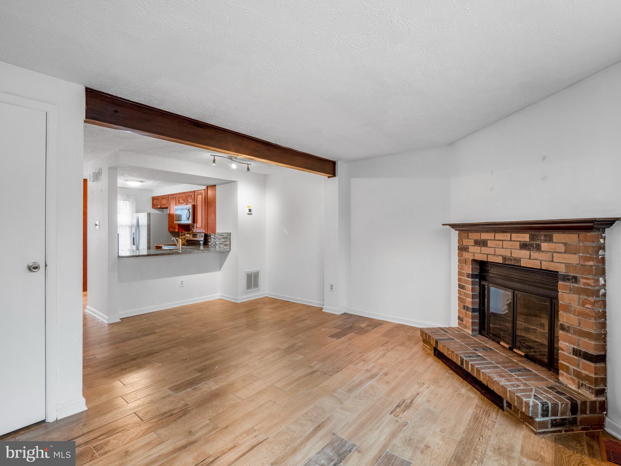 NEWINGTON FOREST - Residential Lease