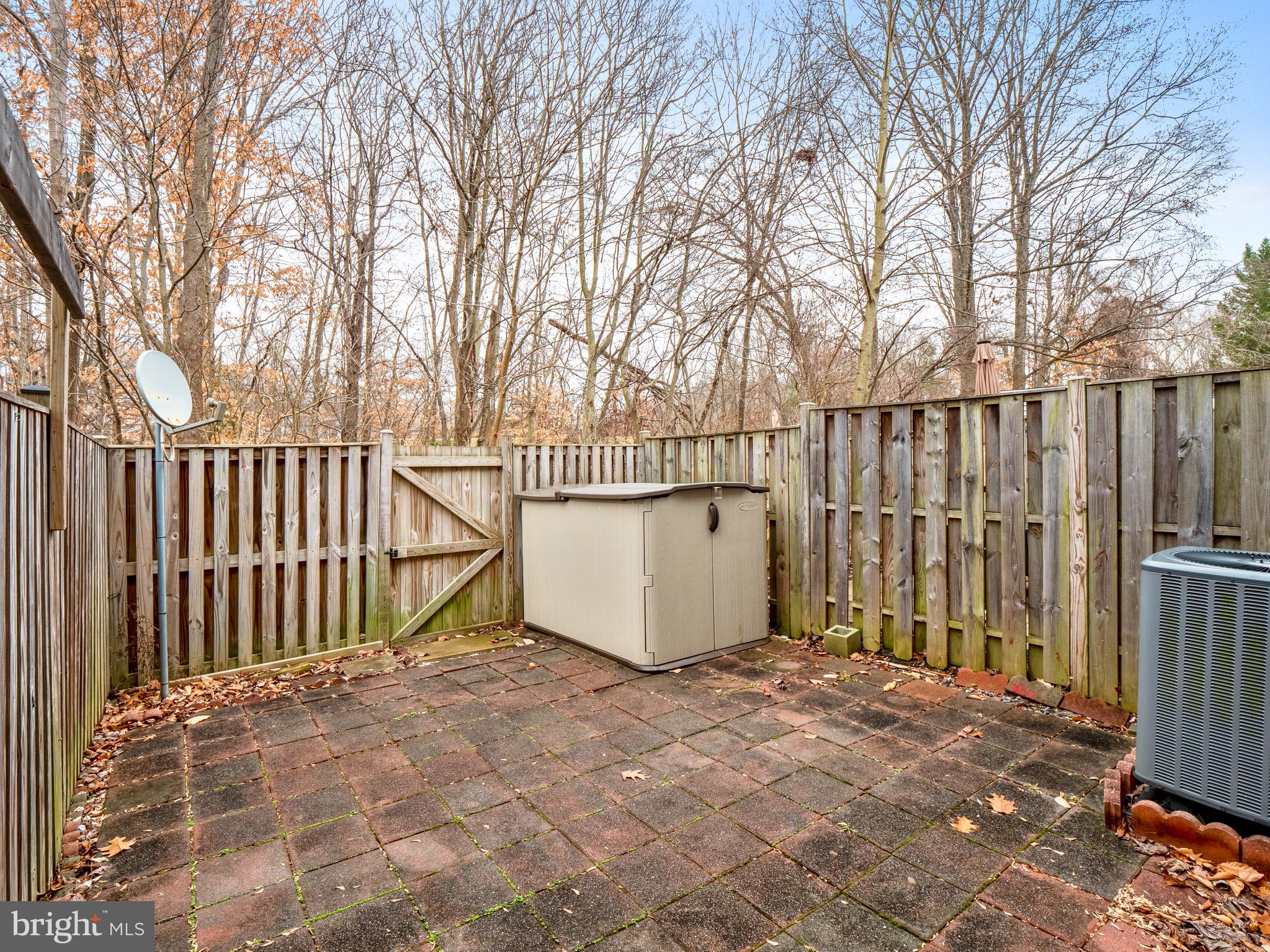 NEWINGTON FOREST - Residential Lease