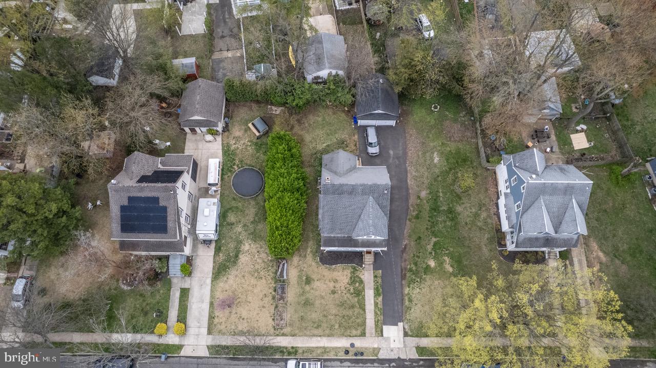 512 JESSAMINE AVENUE