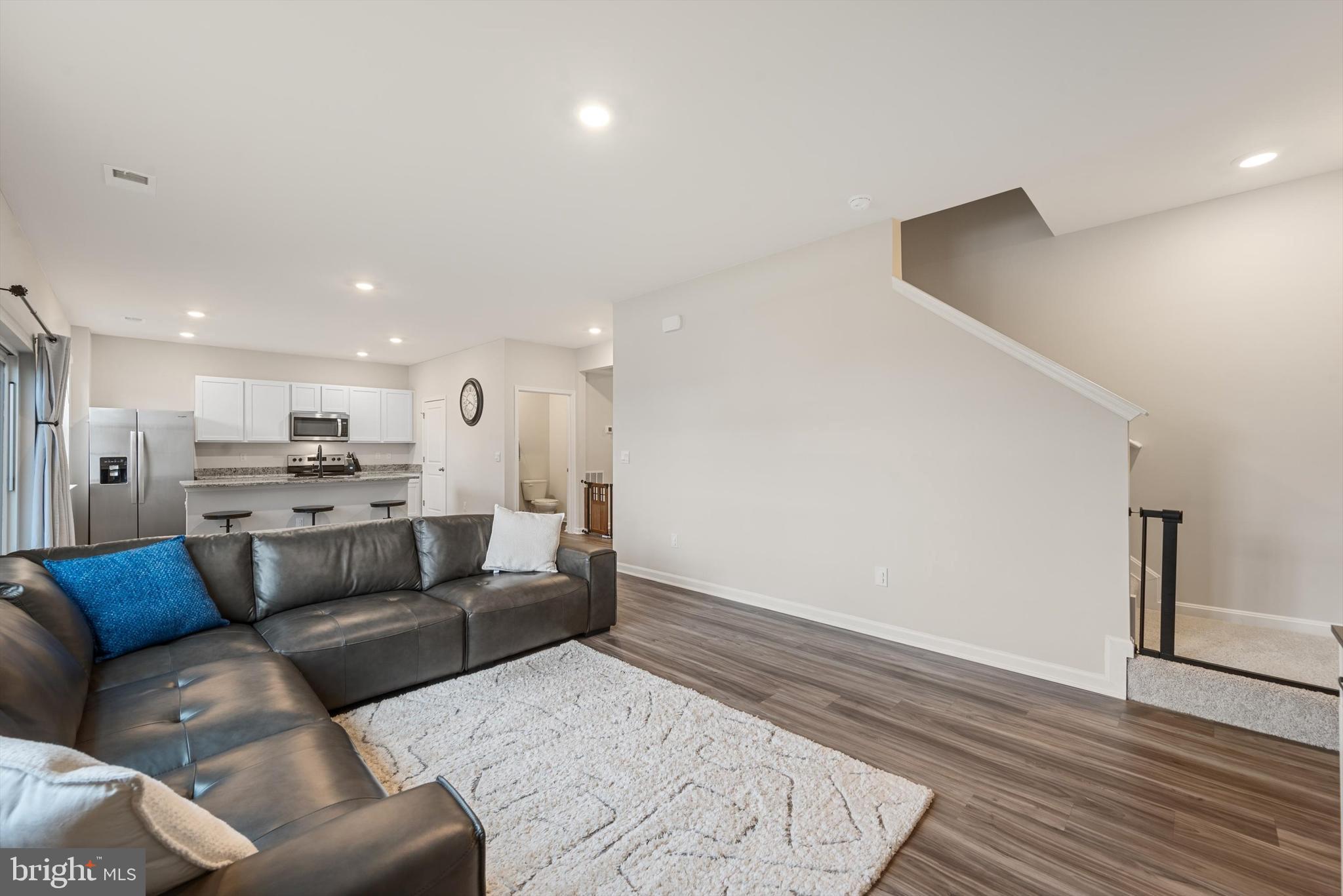 MAGNOLIA SPRINGS - Residential