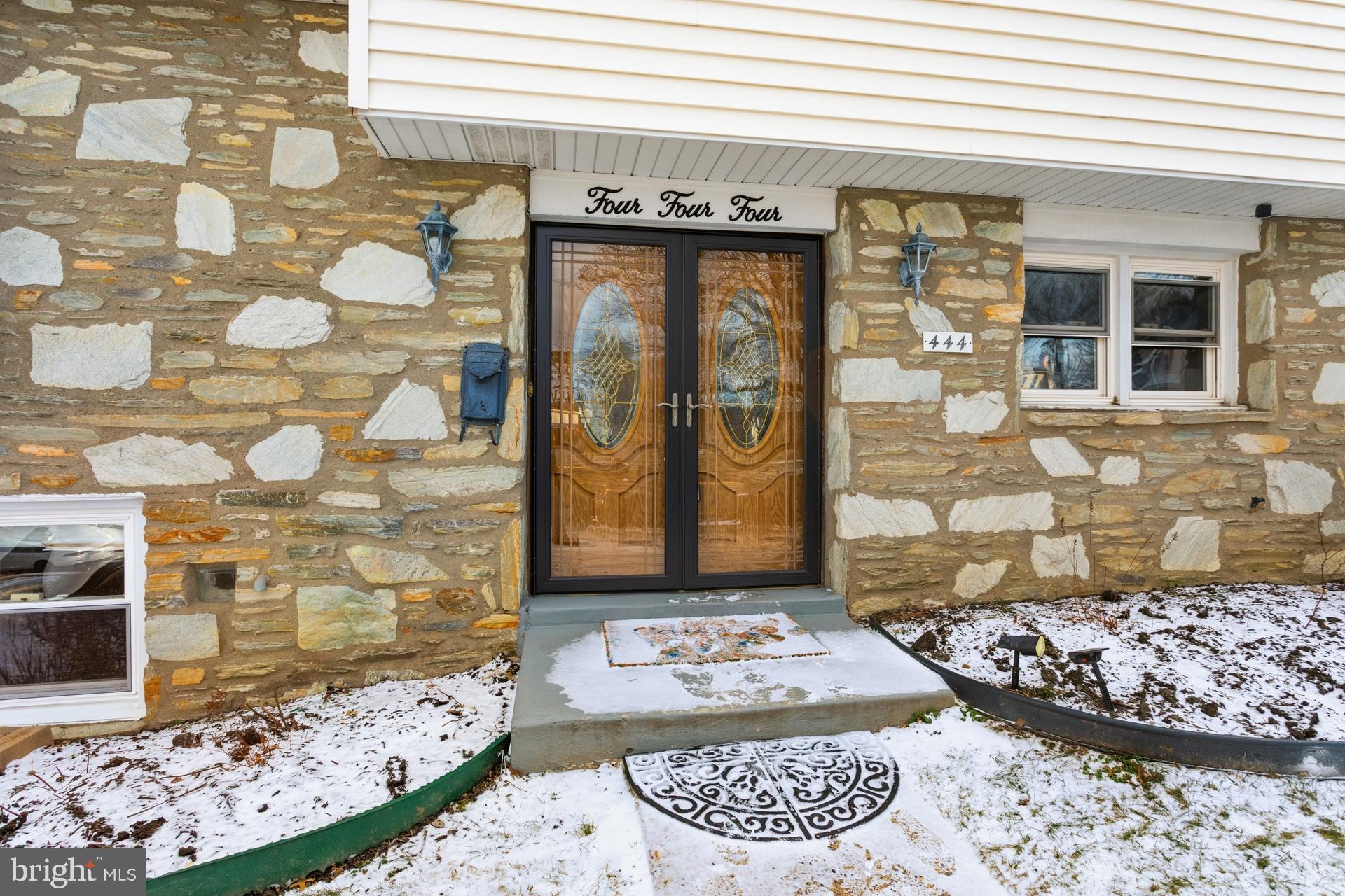 444 WOODHAVEN TERRACE