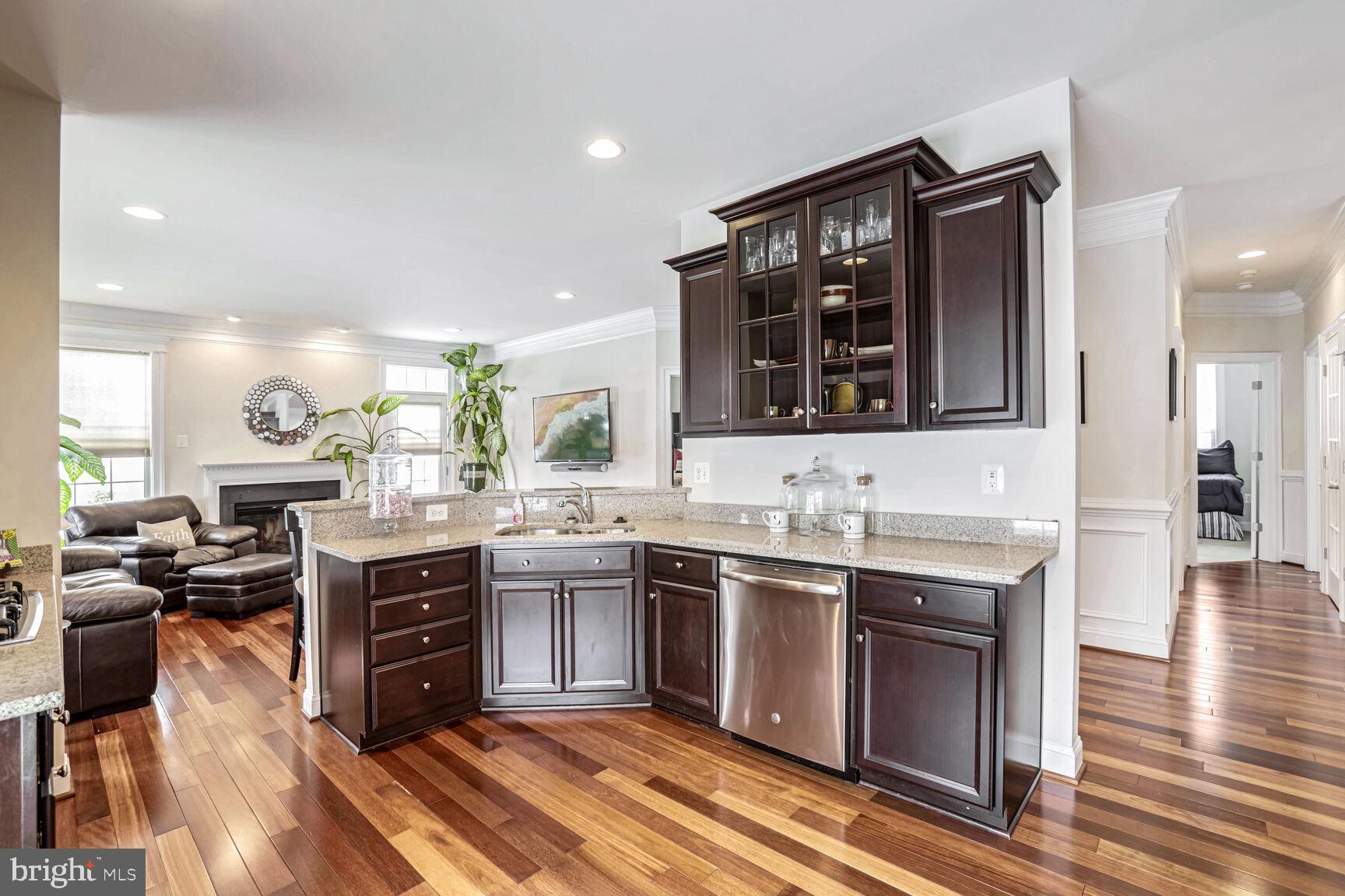 VIRGINIA HERITAGE AT LEE'S PARK - Residential