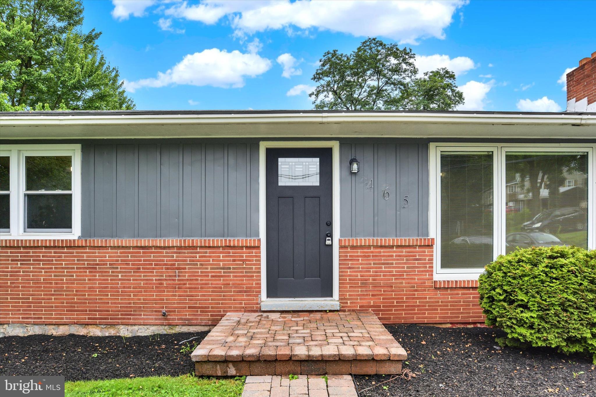 465 PLEASANTVIEW ROAD