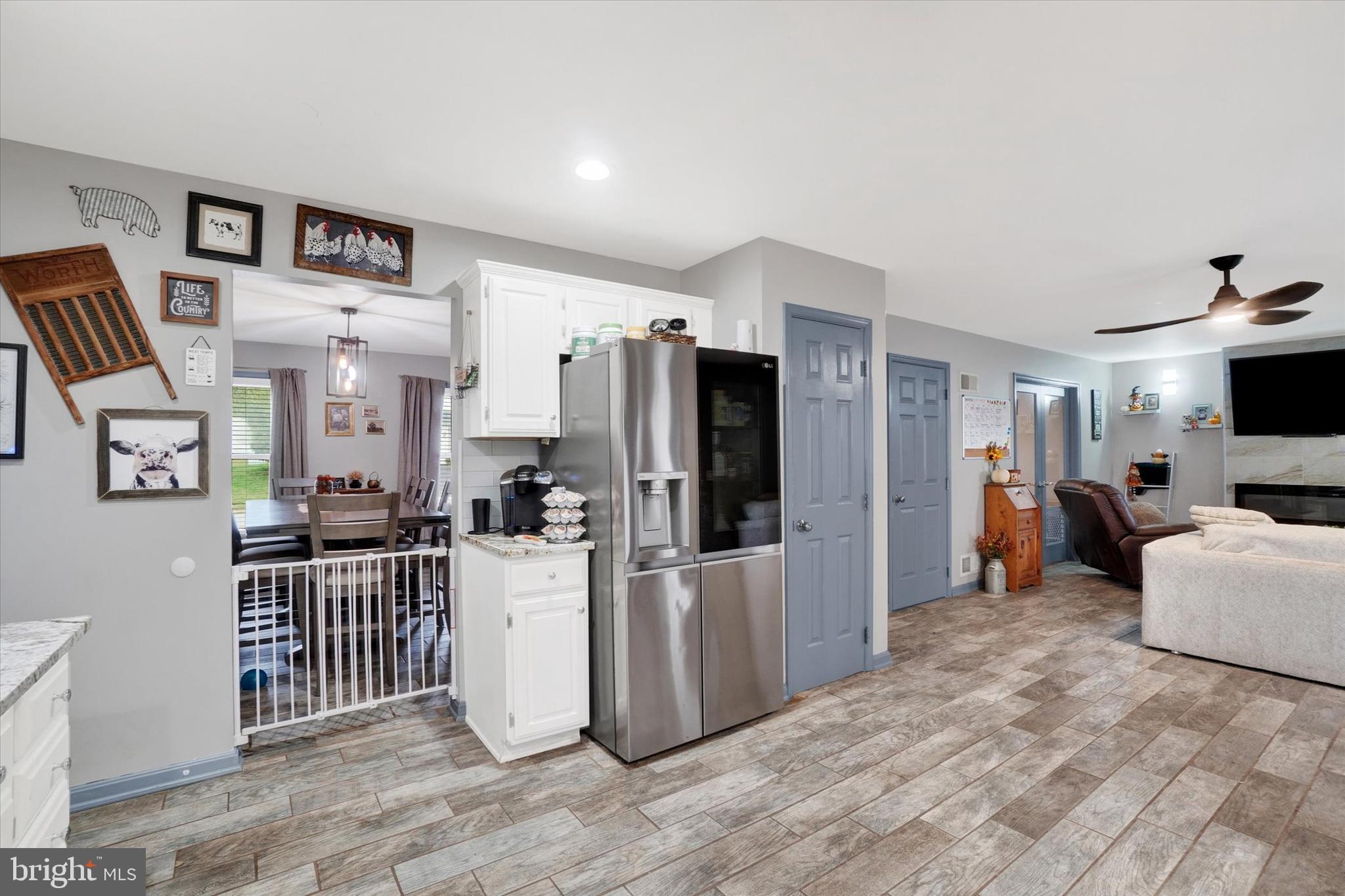 QUAIL HEIGHTS - Residential