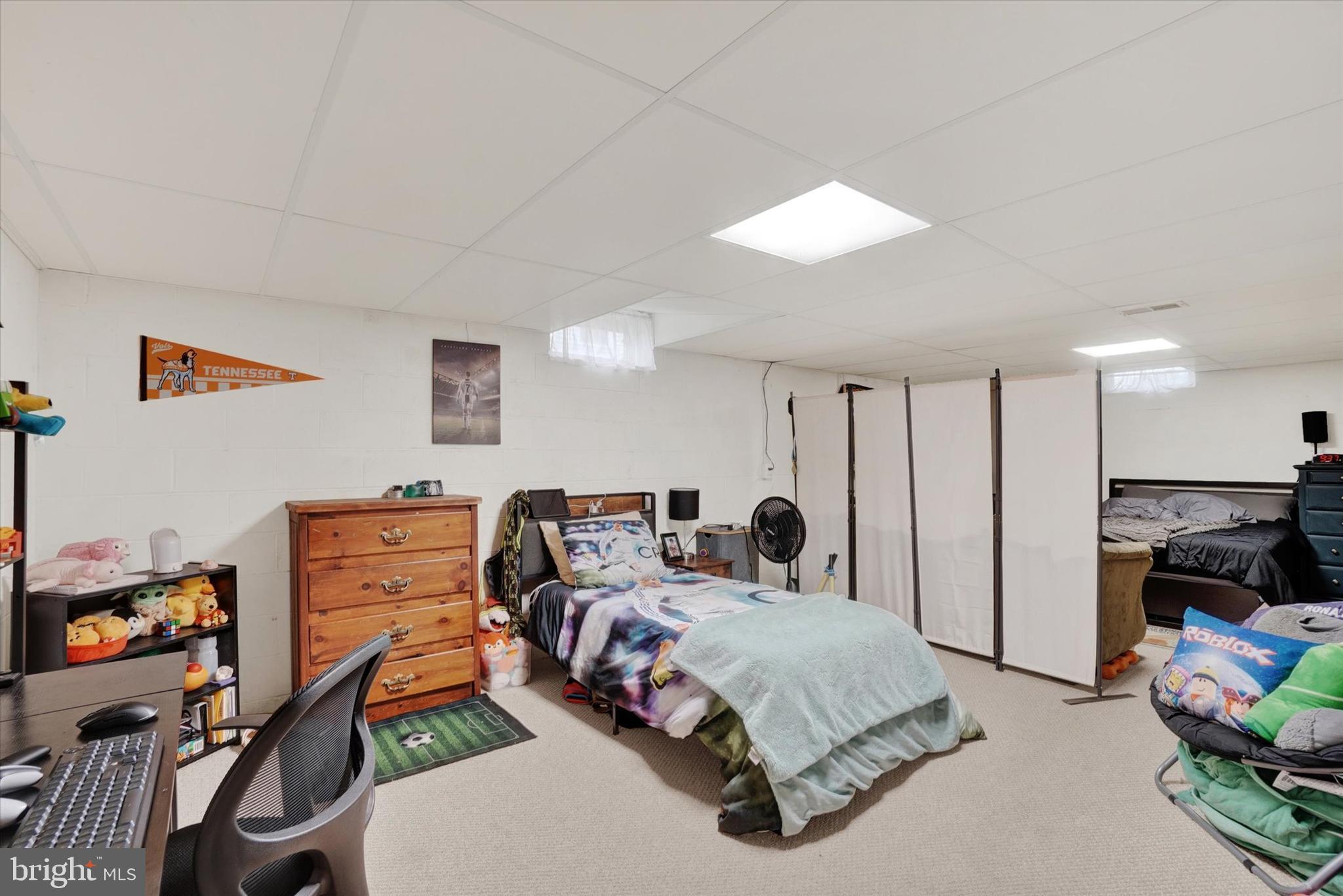 QUAIL HEIGHTS - Residential