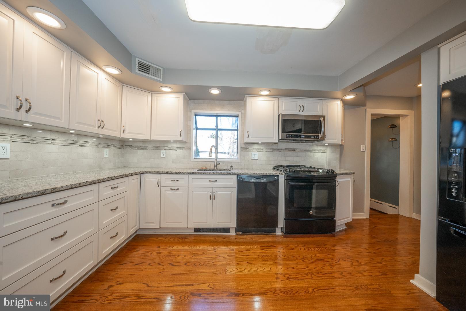 DREXEL HILL - Residential