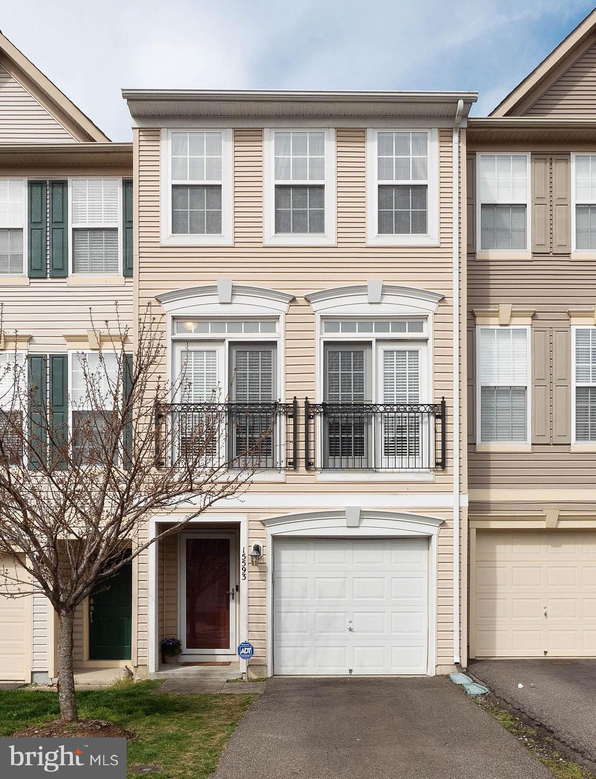 POWELLS RUN VILLAGE COND - Residential