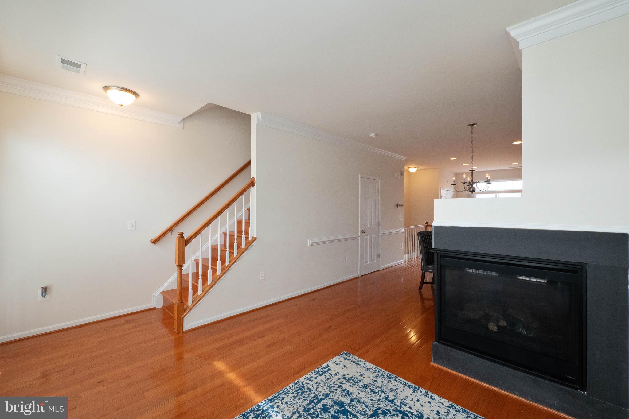 POWELLS RUN VILLAGE COND - Residential